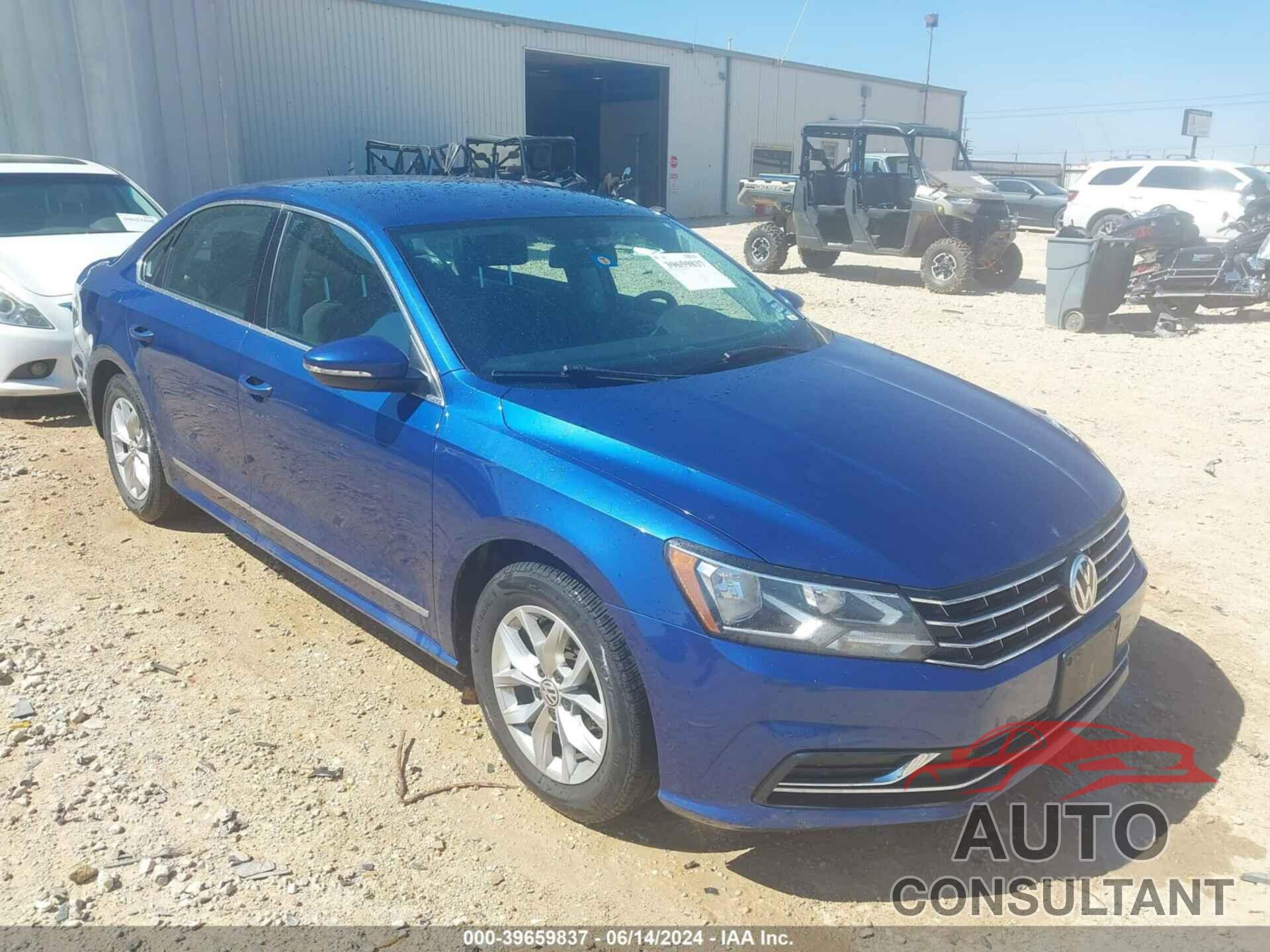 VOLKSWAGEN PASSAT 2017 - 1VWAT7A34HC054499