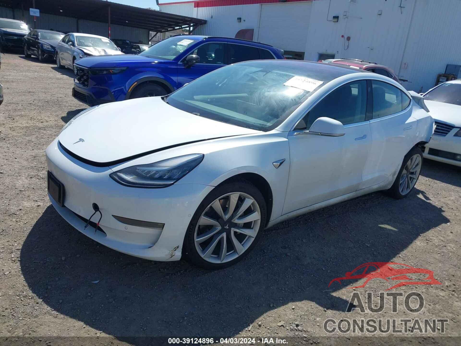 TESLA MODEL 3 2018 - 5YJ3E1EAXJF049151