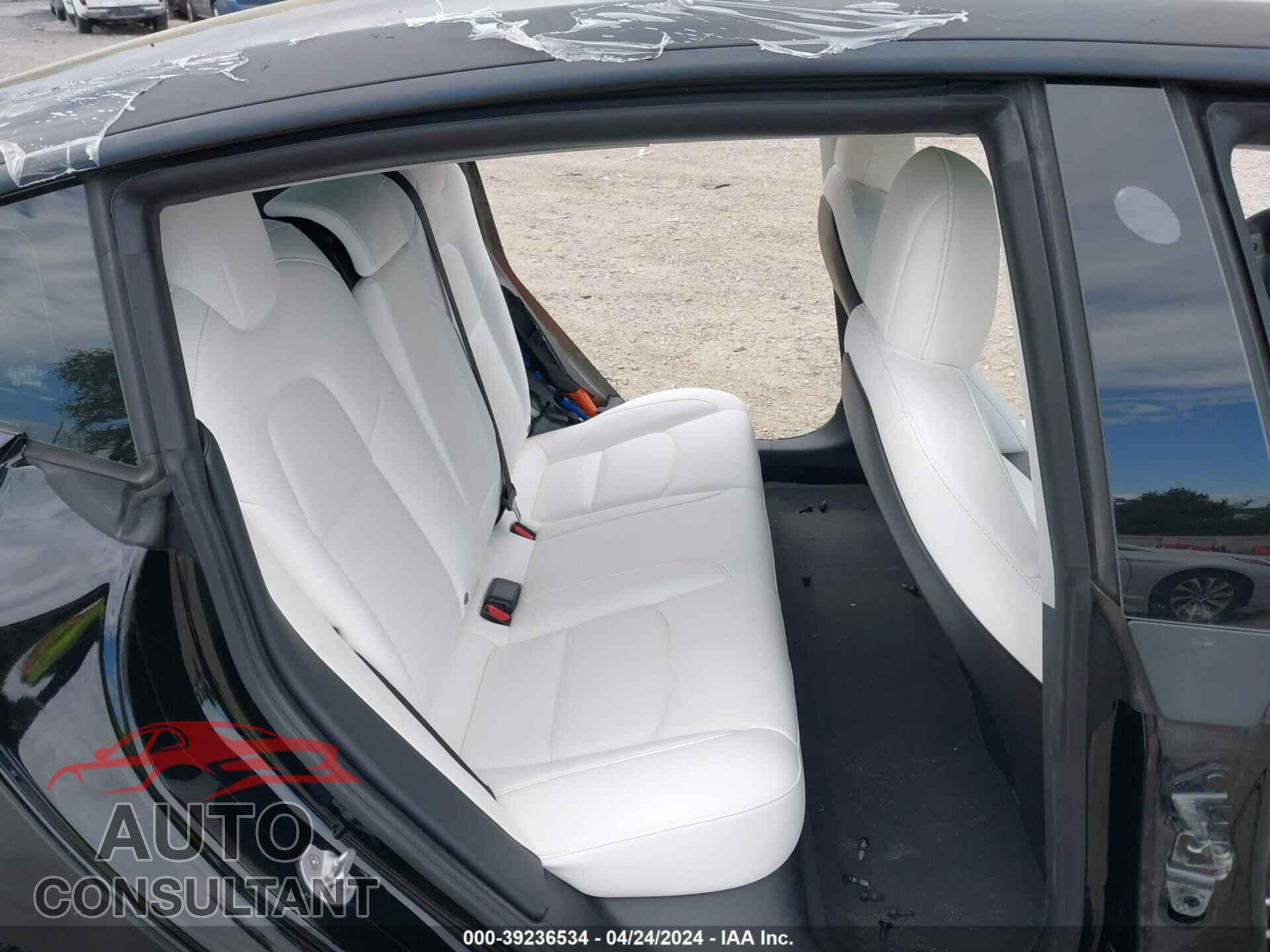 TESLA MODEL 3 2022 - 5YJ3E1EB0NF121716