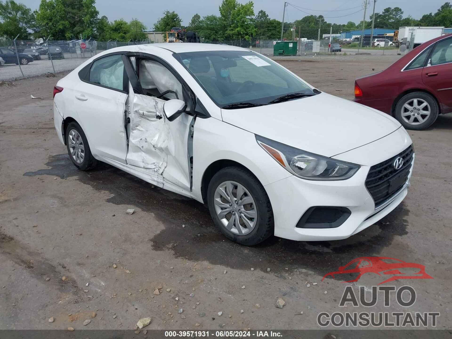 HYUNDAI ACCENT 2018 - 3KPC24A35JE034483