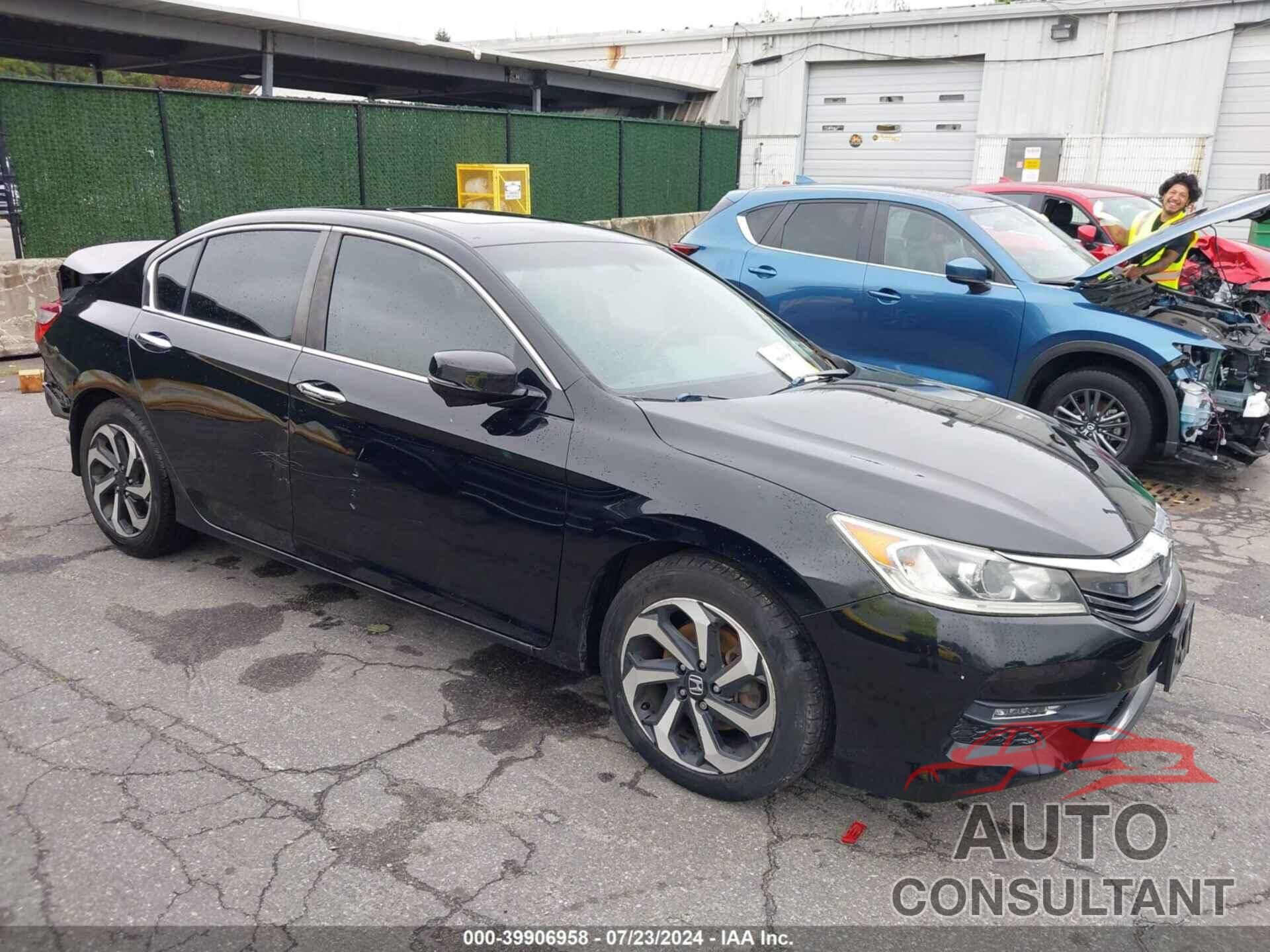 HONDA ACCORD 2017 - 1HGCR2F88HA009354