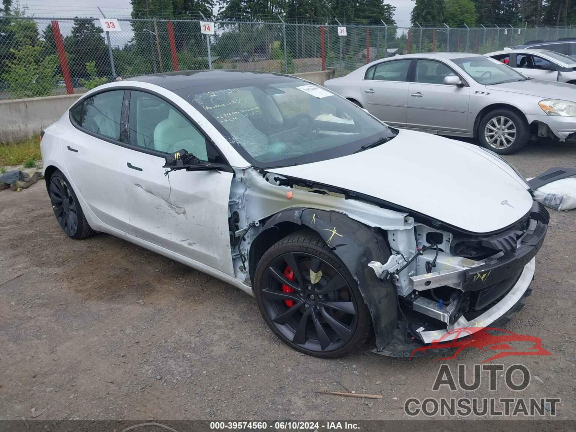 TESLA MODEL 3 2023 - 5YJ3E1EC3PF382754