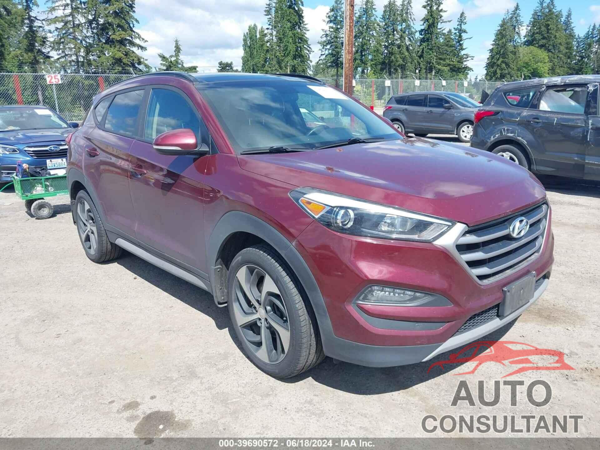 HYUNDAI TUCSON 2017 - KM8J3CA27HU553337