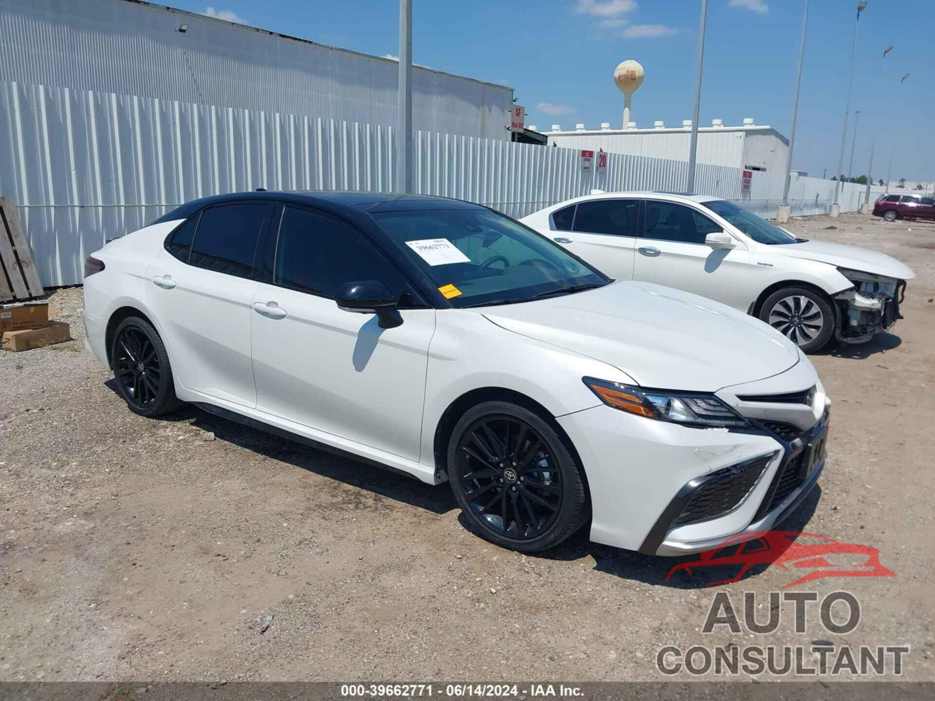 TOYOTA CAMRY 2021 - 4T1KZ1AK4MU049913