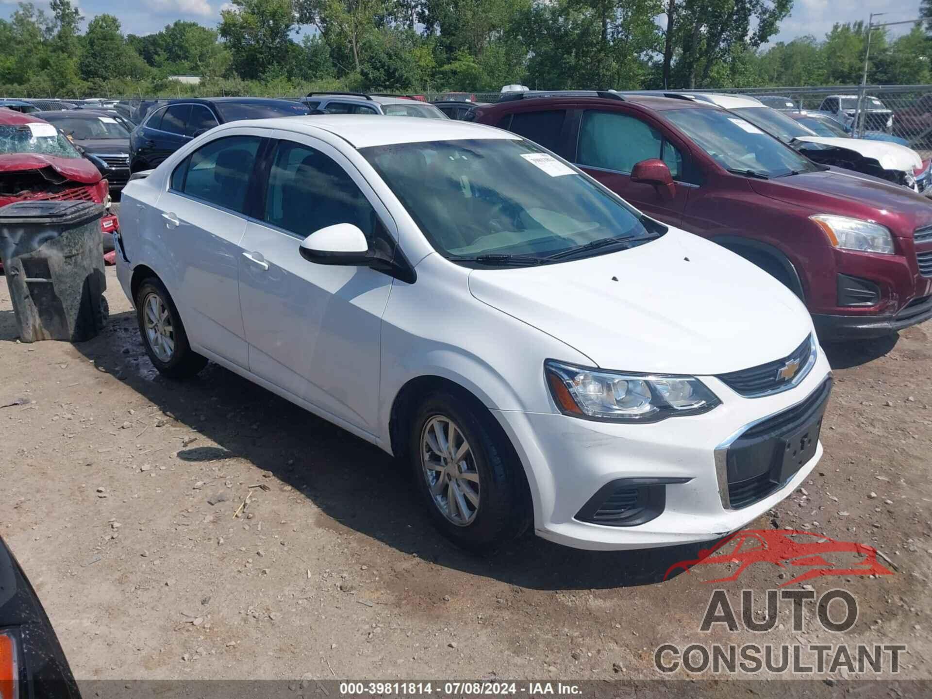 CHEVROLET SONIC 2017 - 1G1JD5SH6H4117670