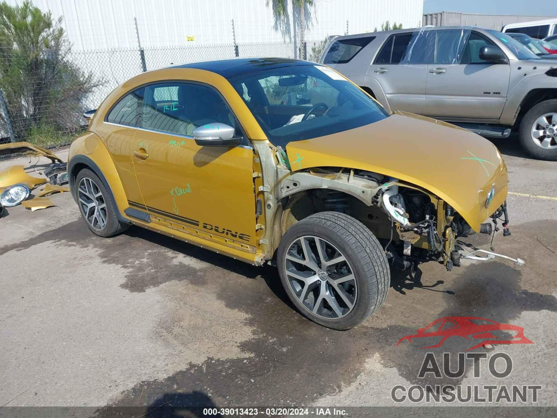 VOLKSWAGEN BEETLE 2017 - 3VWS17AT3HM615719