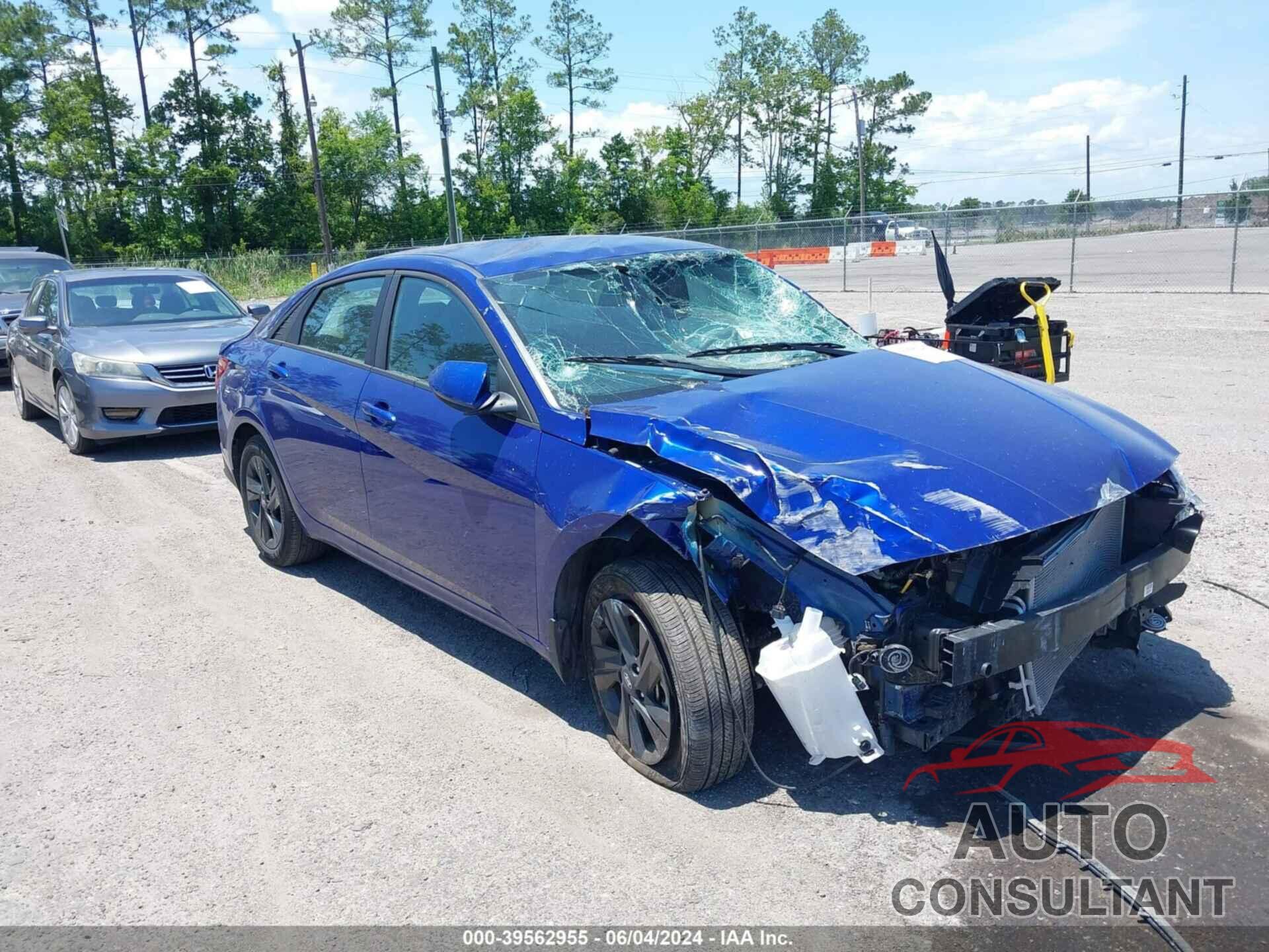 HYUNDAI ELANTRA 2023 - KMHLM4AG0PU586122