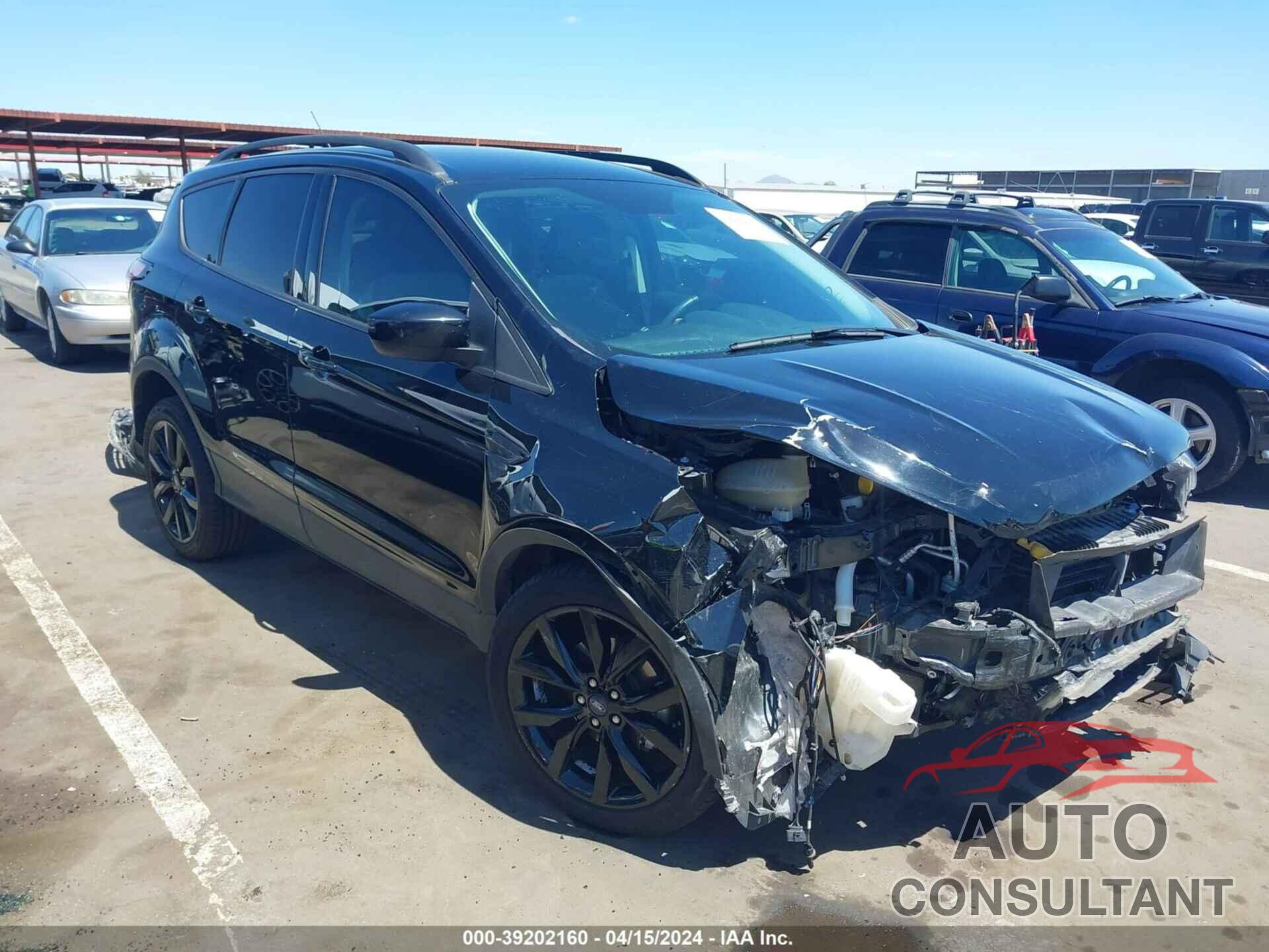 FORD ESCAPE 2018 - 1FMCU0GD1JUC36009