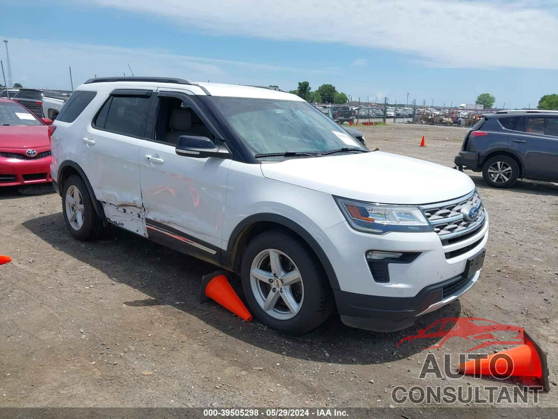 FORD EXPLORER 2018 - 1FM5K7D84JGB51940