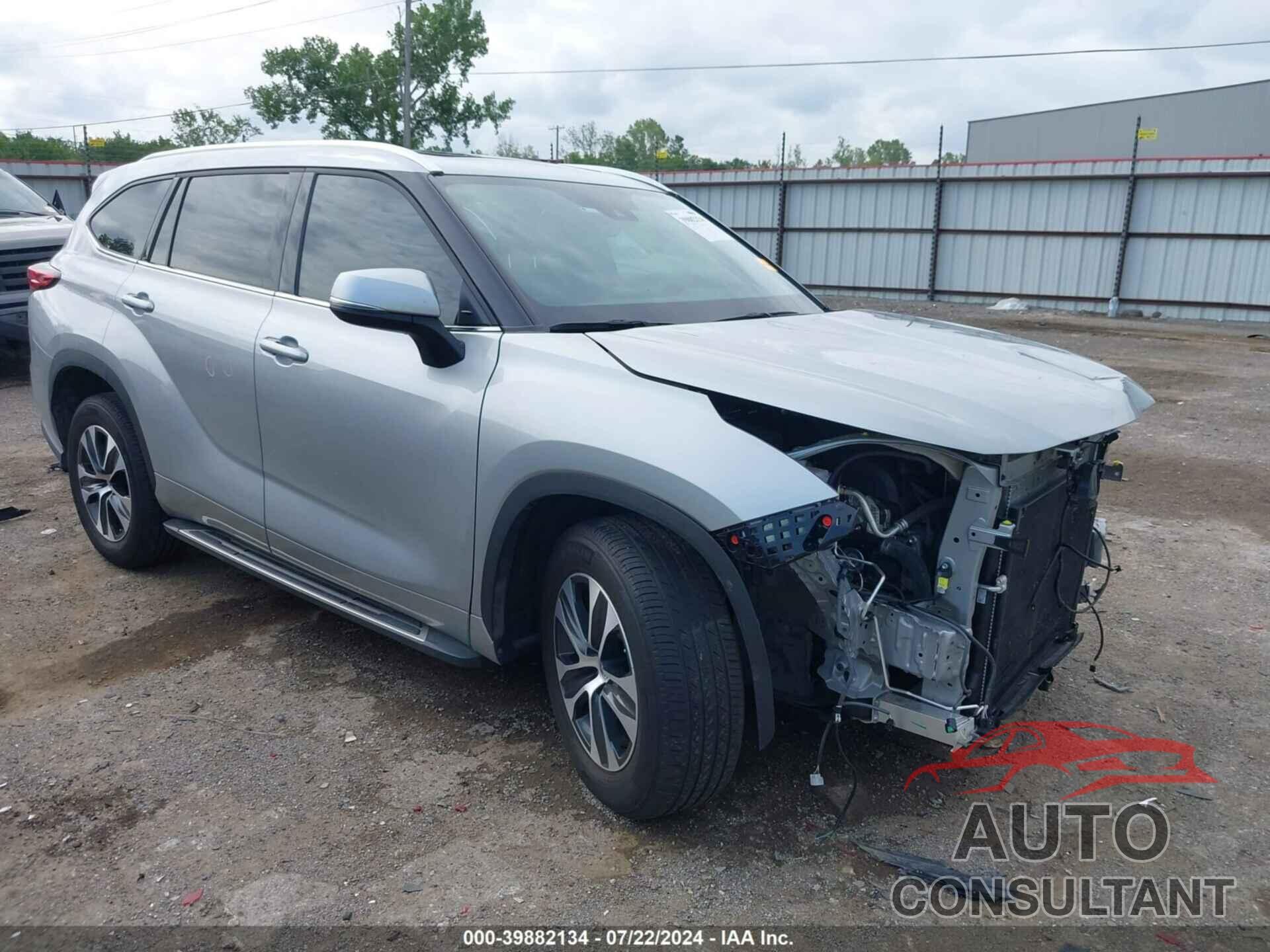 TOYOTA HIGHLANDER 2021 - 5TDGZRAHXMS034740