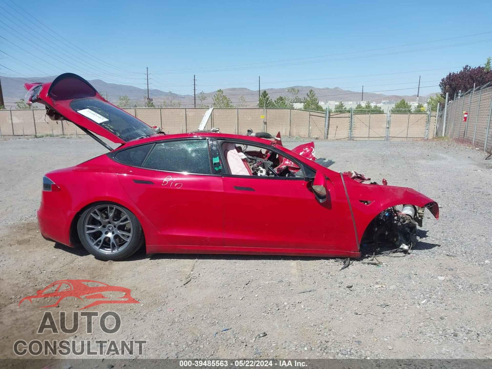TESLA MODEL S 2021 - 5YJSA1E68MF446896