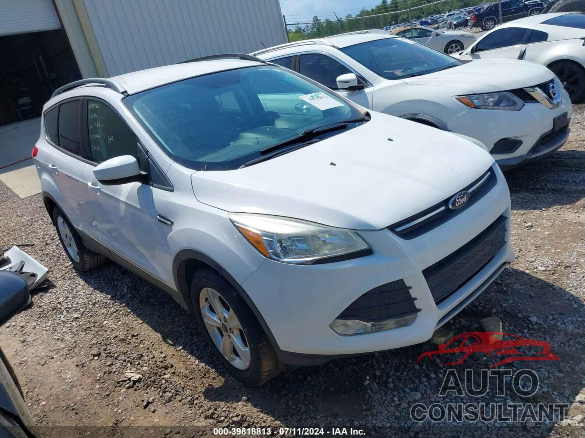 FORD ESCAPE 2016 - 1FMCU0GX2GUB48766