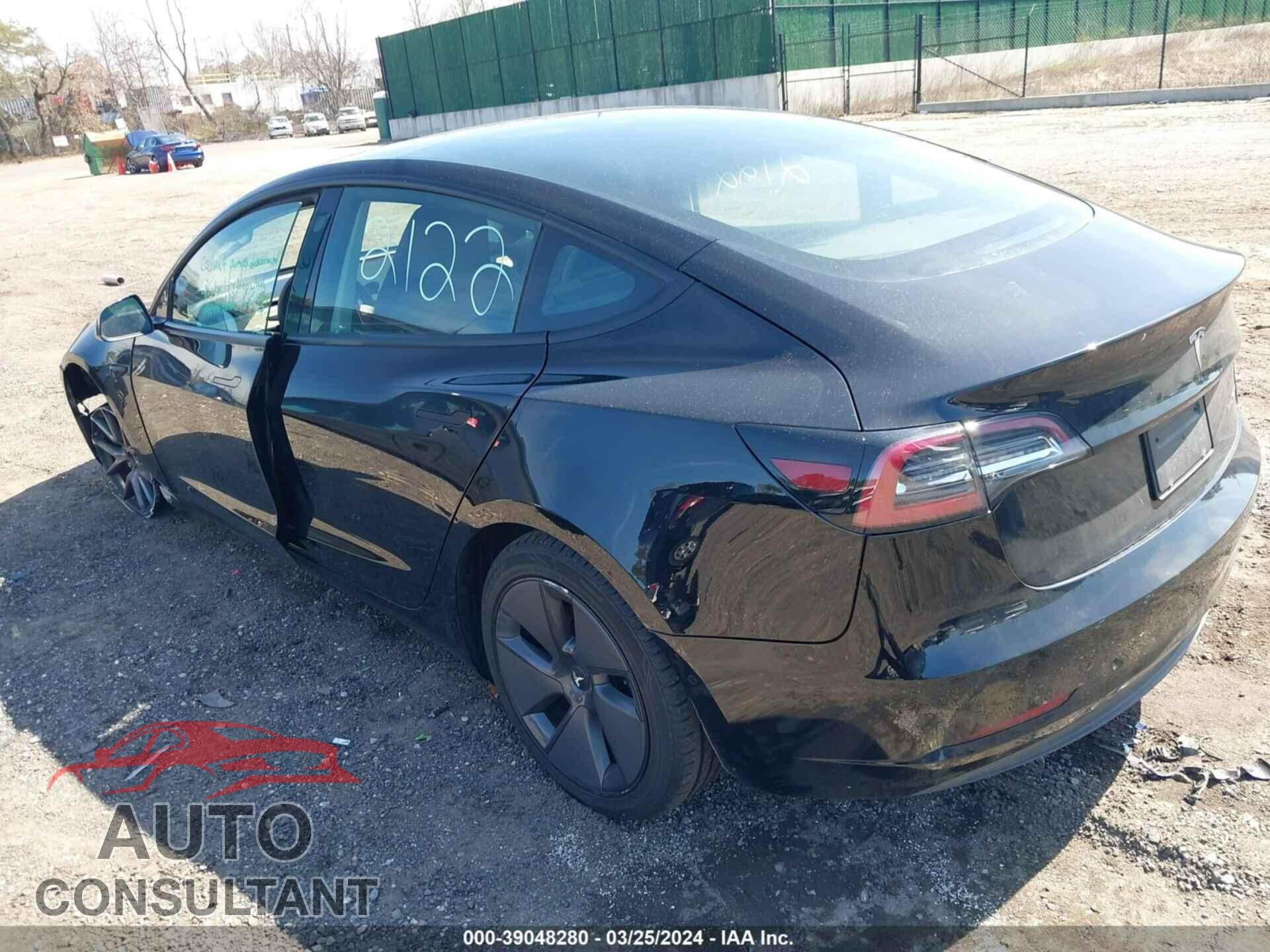 TESLA MODEL 3 2021 - 5YJ3E1EB3MF855216