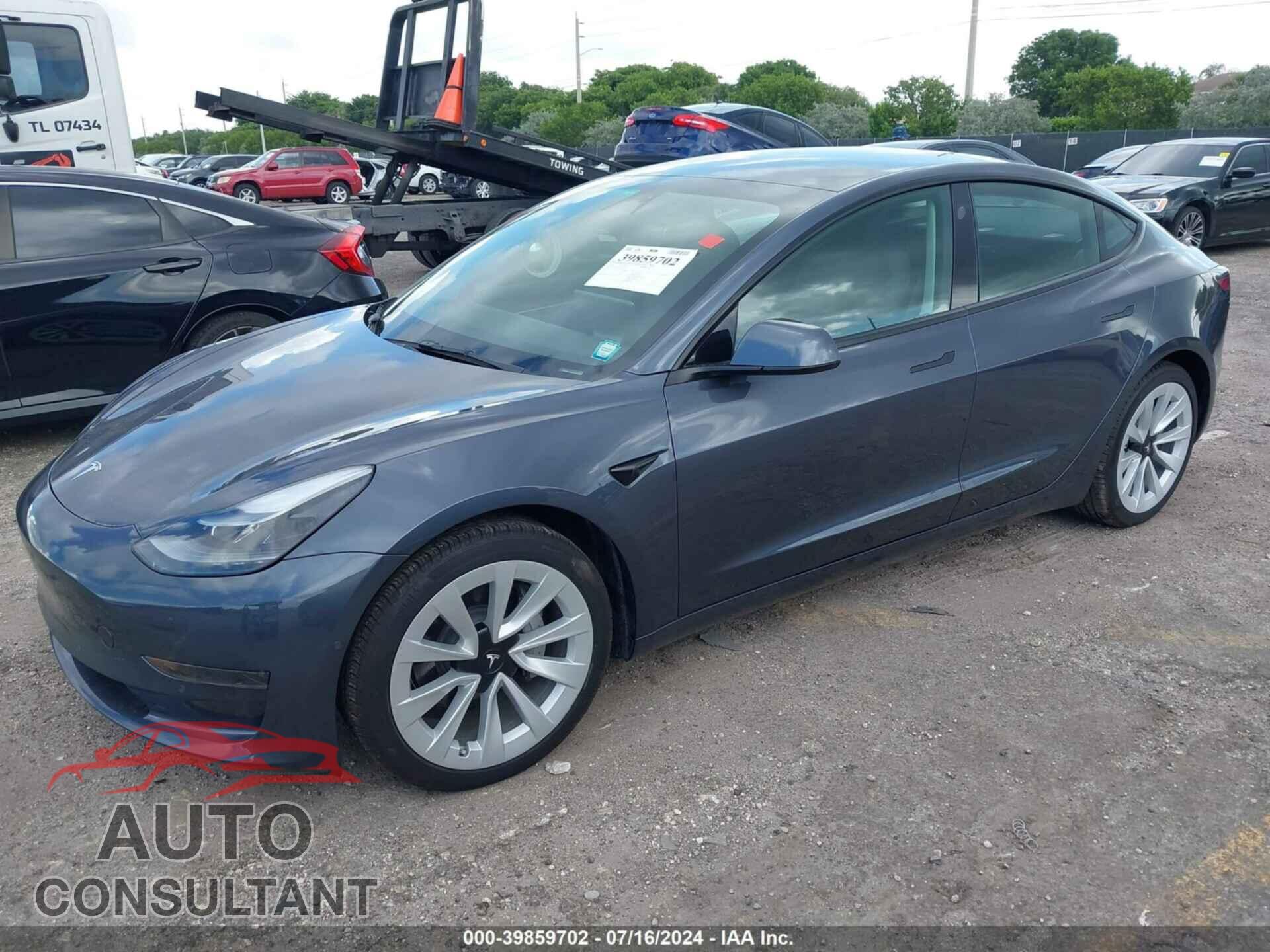 TESLA MODEL 3 2022 - 5YJ3E1EA7NF330443