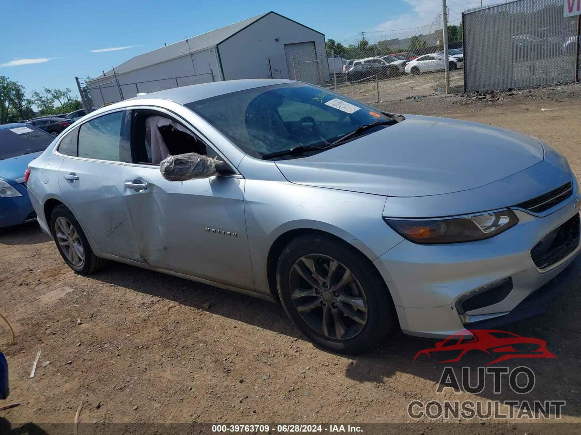 CHEVROLET MALIBU 2017 - 1G1ZE5ST3HF233417