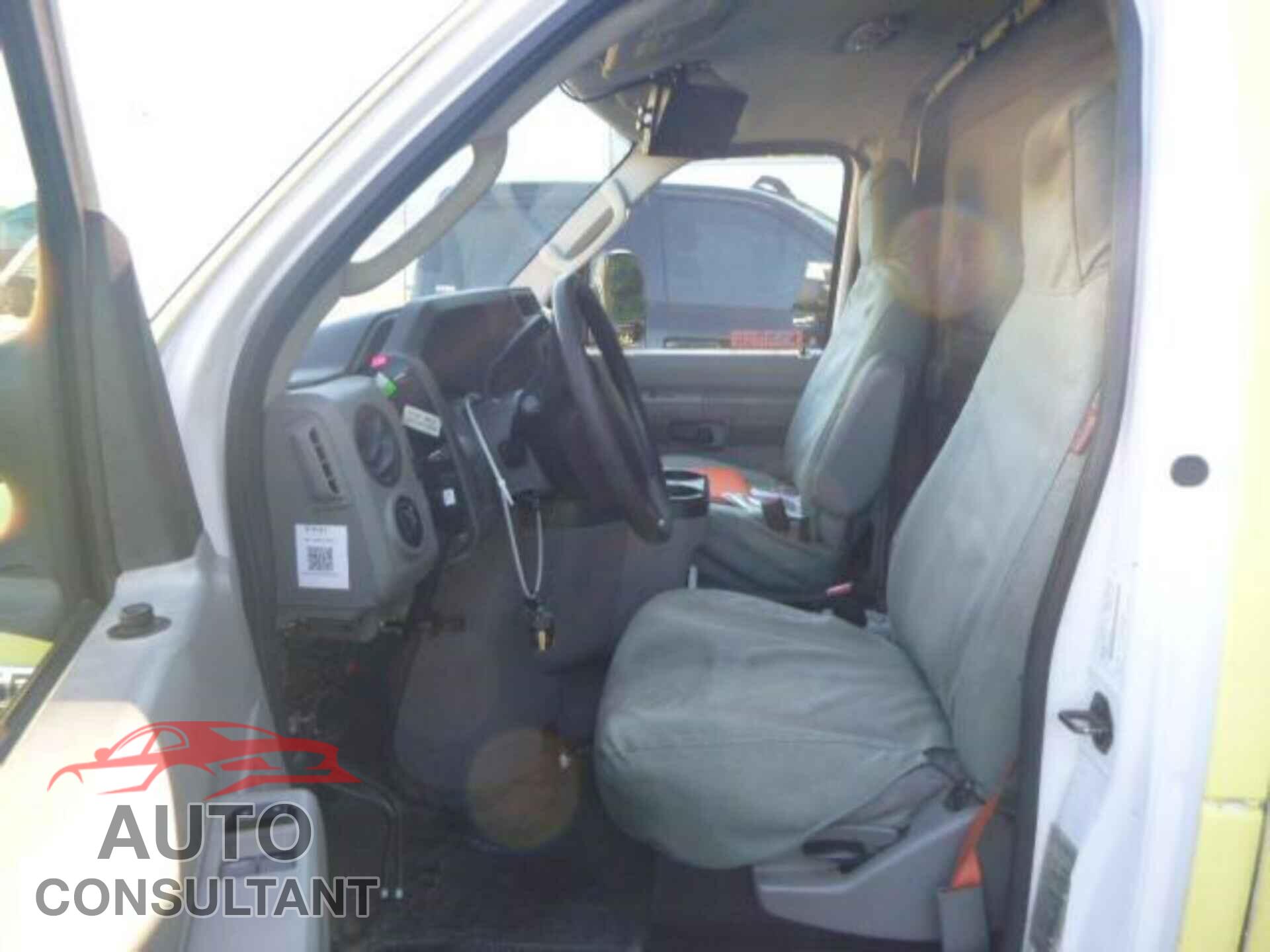 FORD ECONOLINE 2017 - 1FDXE4FS5HDC68641