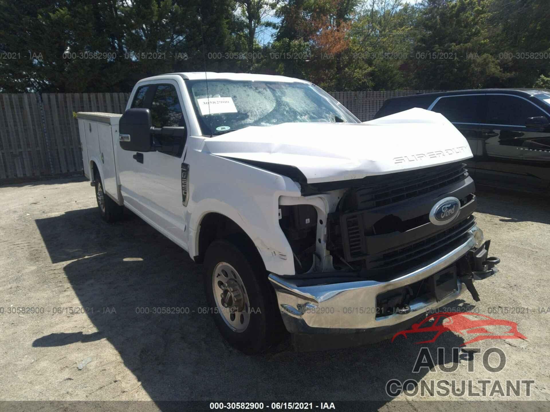 FORD SUPER DUTY F-250 SRW 2017 - 1FD7X2A65HEB76657