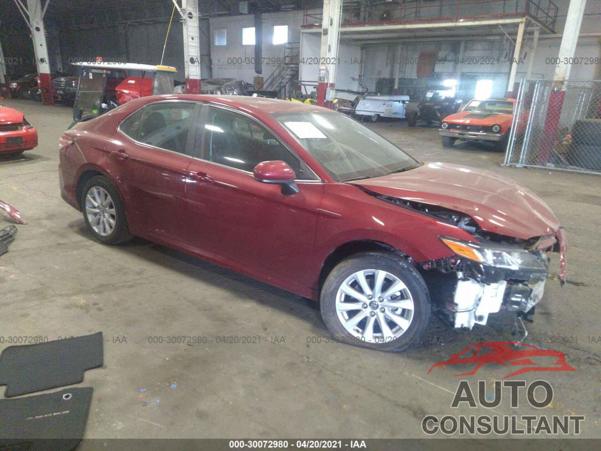 TOYOTA CAMRY 2020 - 4T1C11AK5LU351995