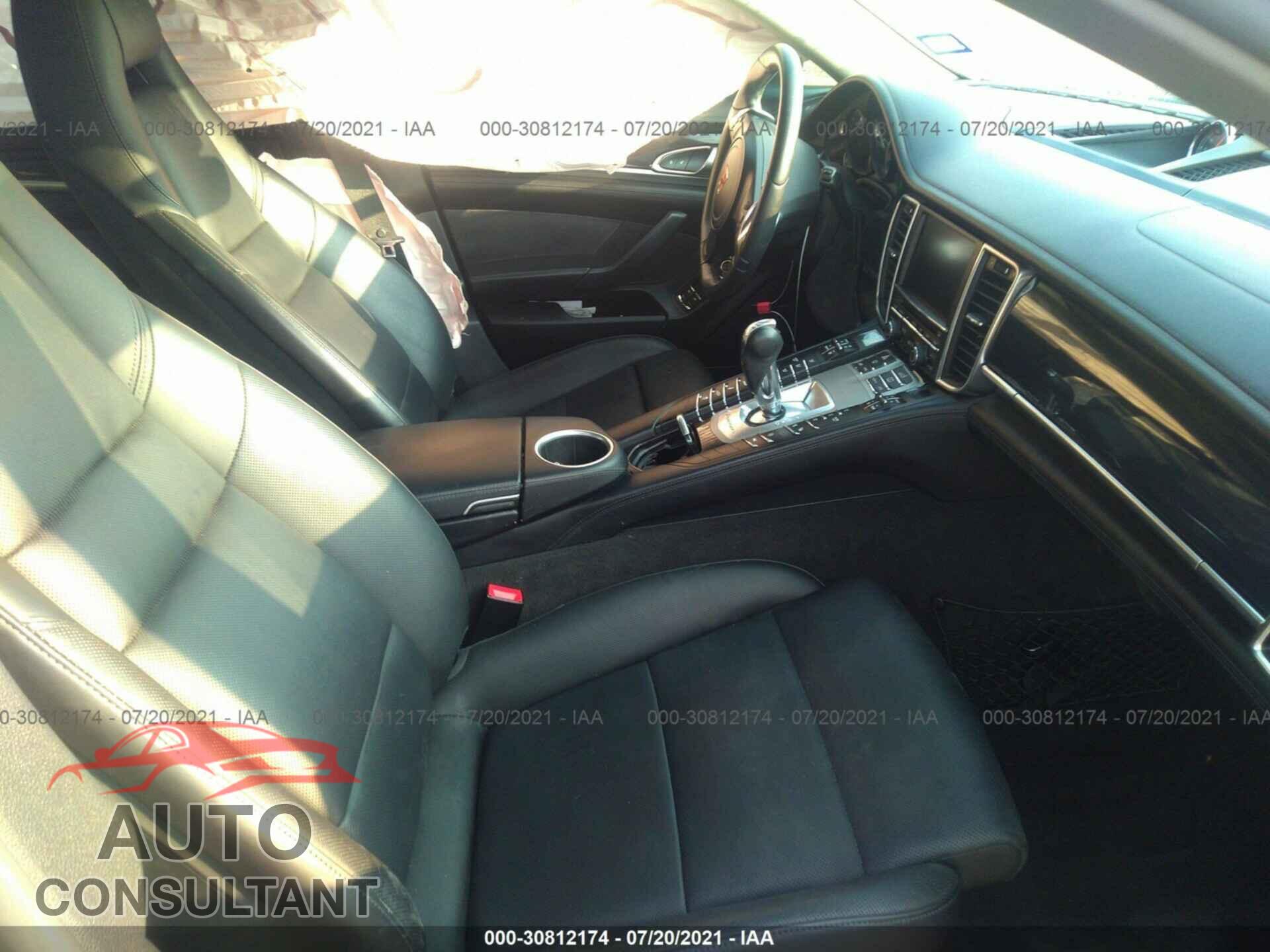 PORSCHE PANAMERA 2016 - WP0AA2A7XGL006132