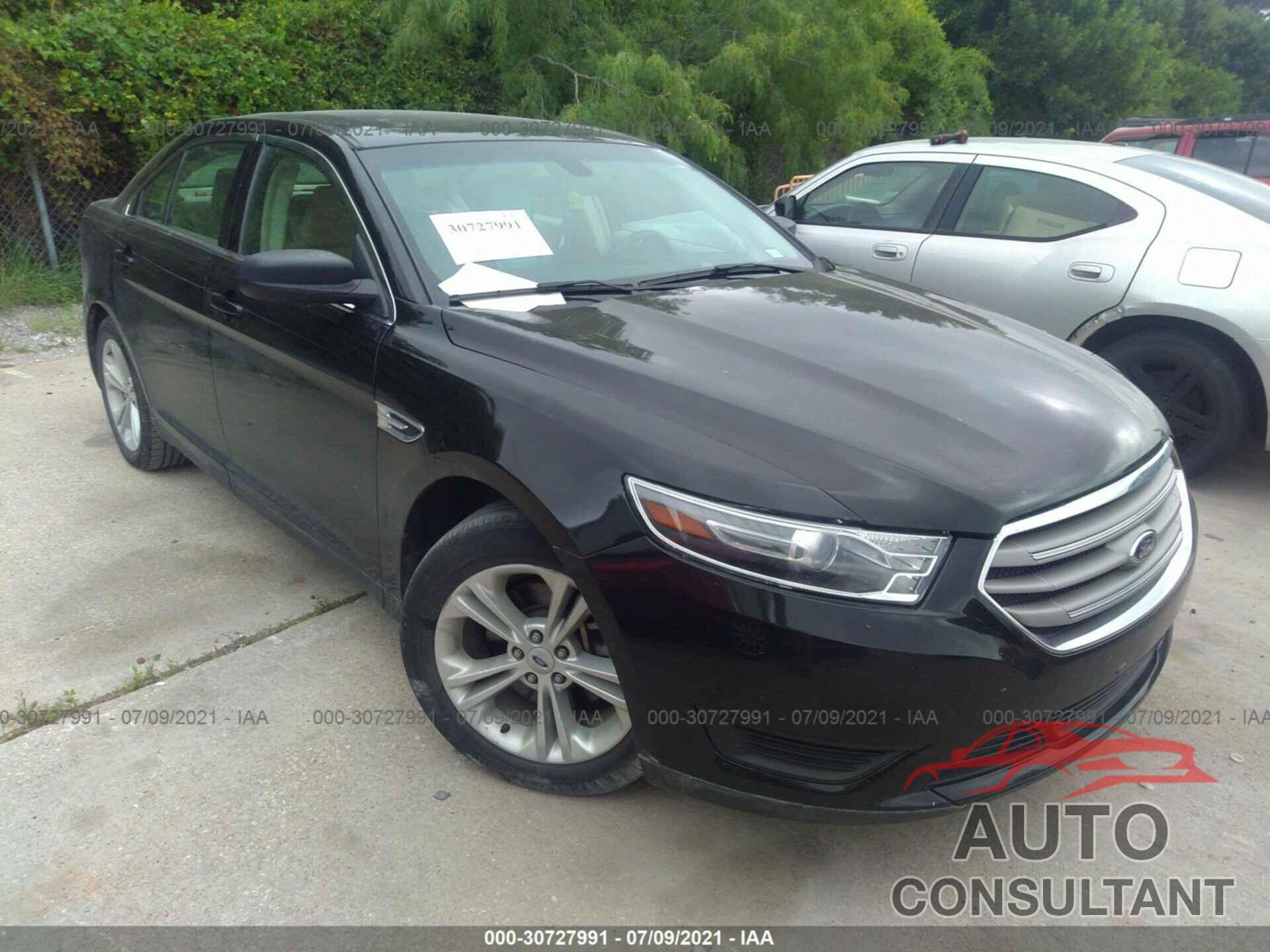 FORD TAURUS 2018 - 1FAHP2D88JG101117