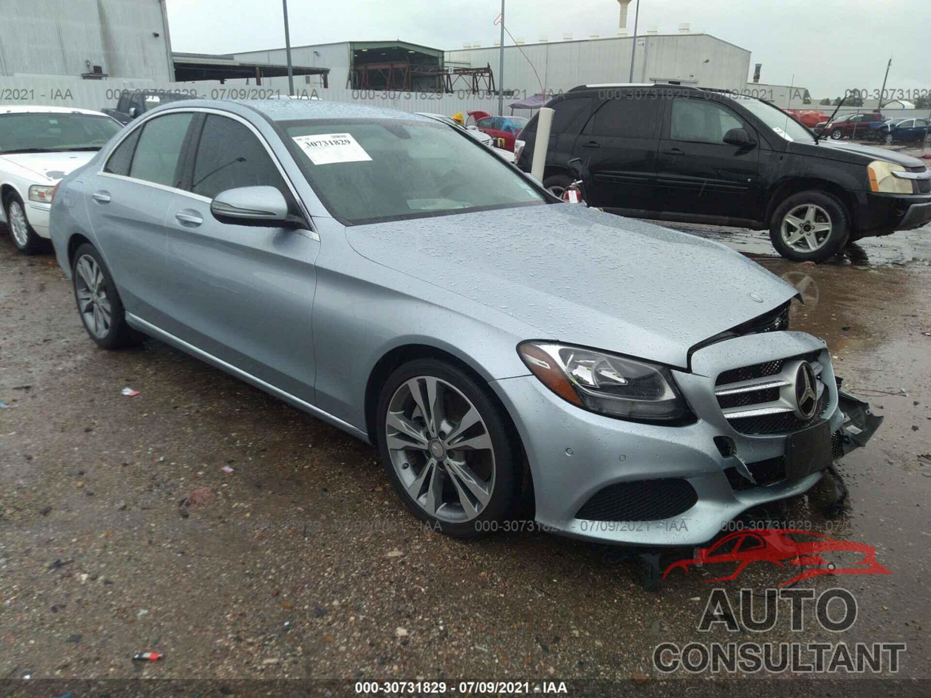 MERCEDES-BENZ C-CLASS 2016 - 55SWF4JB0GU098571