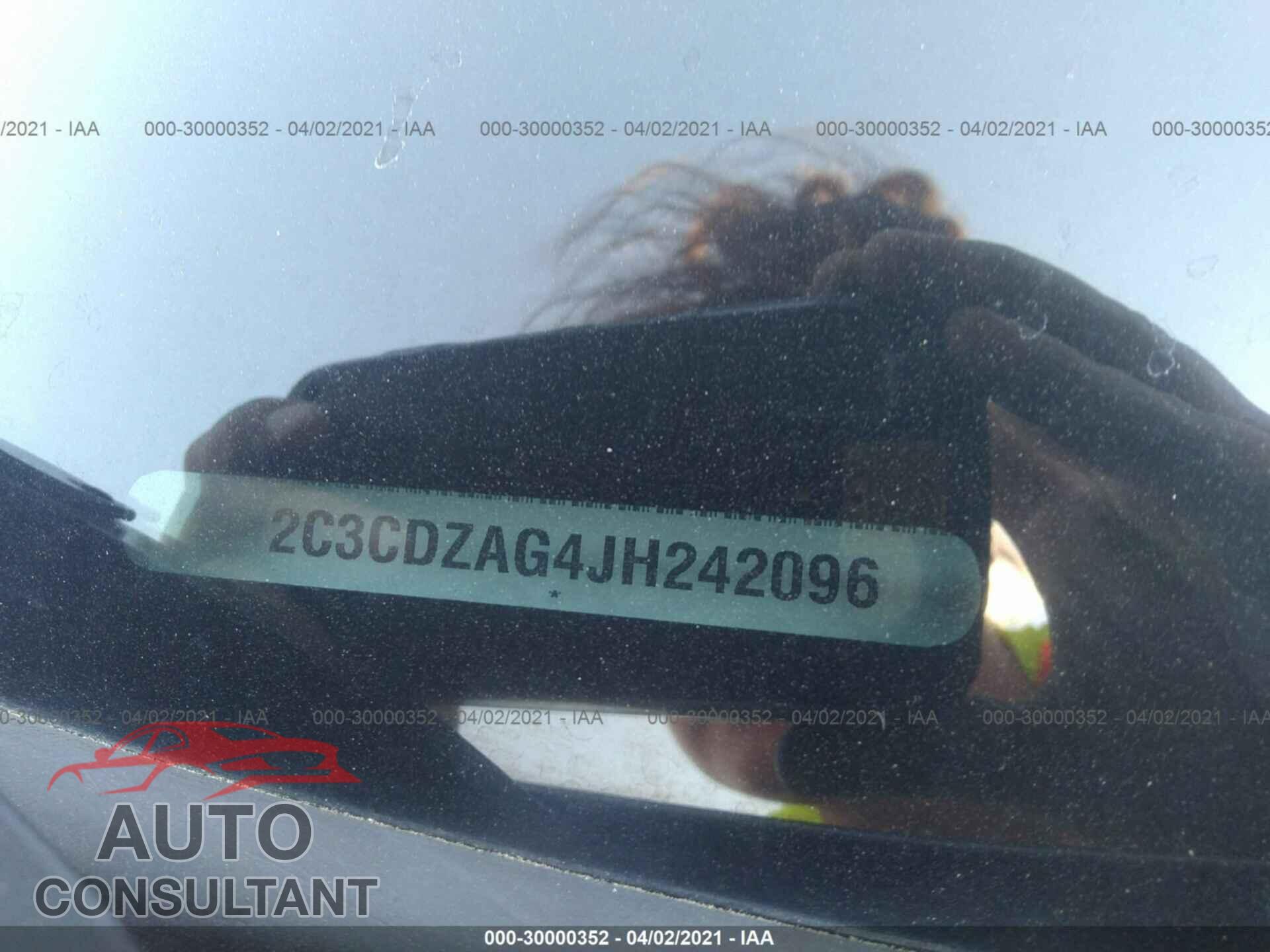 DODGE CHALLENGER 2018 - 2C3CDZAG4JH242096