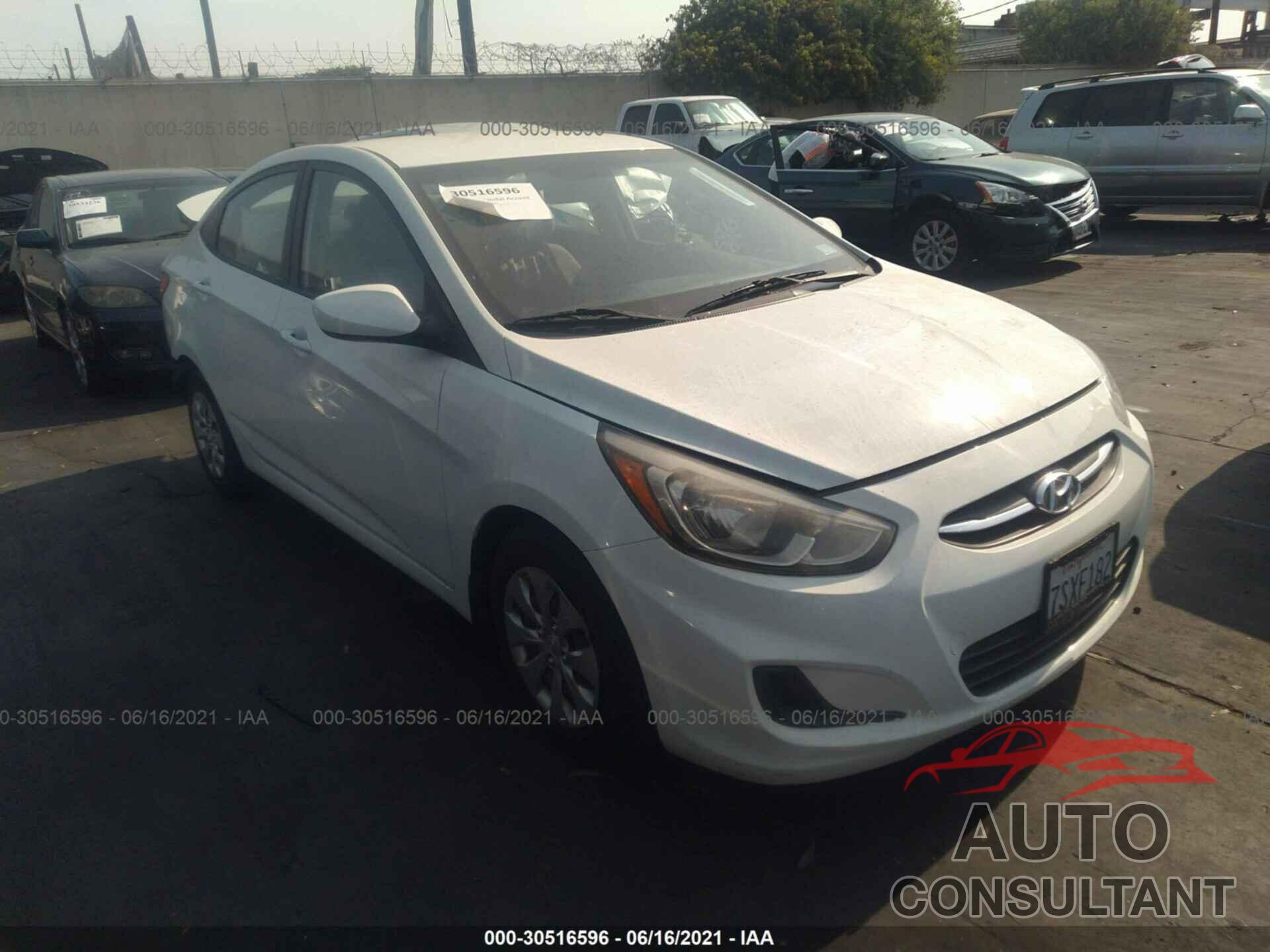 HYUNDAI ACCENT 2016 - KMHCT4AE8GU048947
