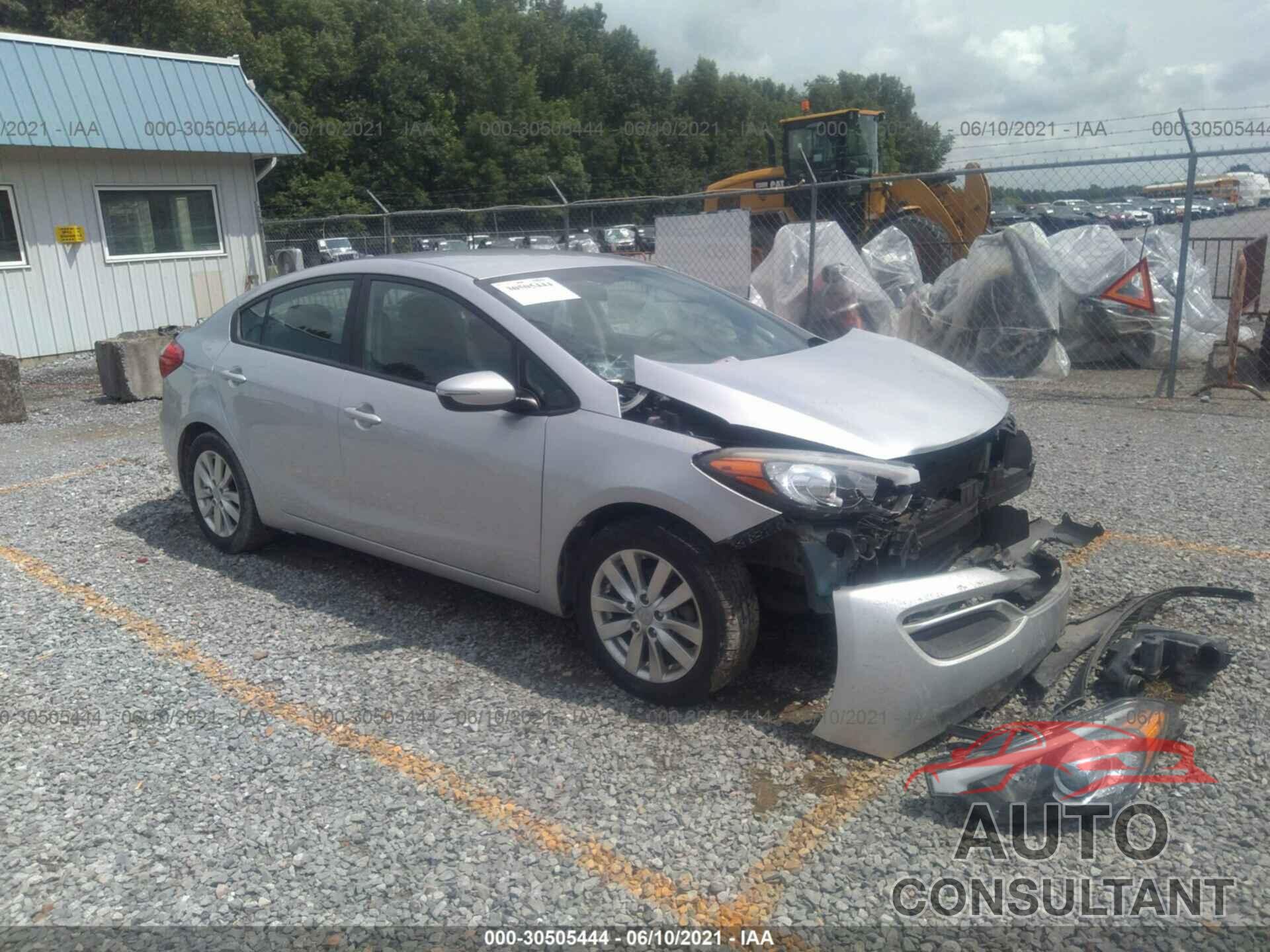 KIA FORTE 2016 - KNAFX4A64G5476844