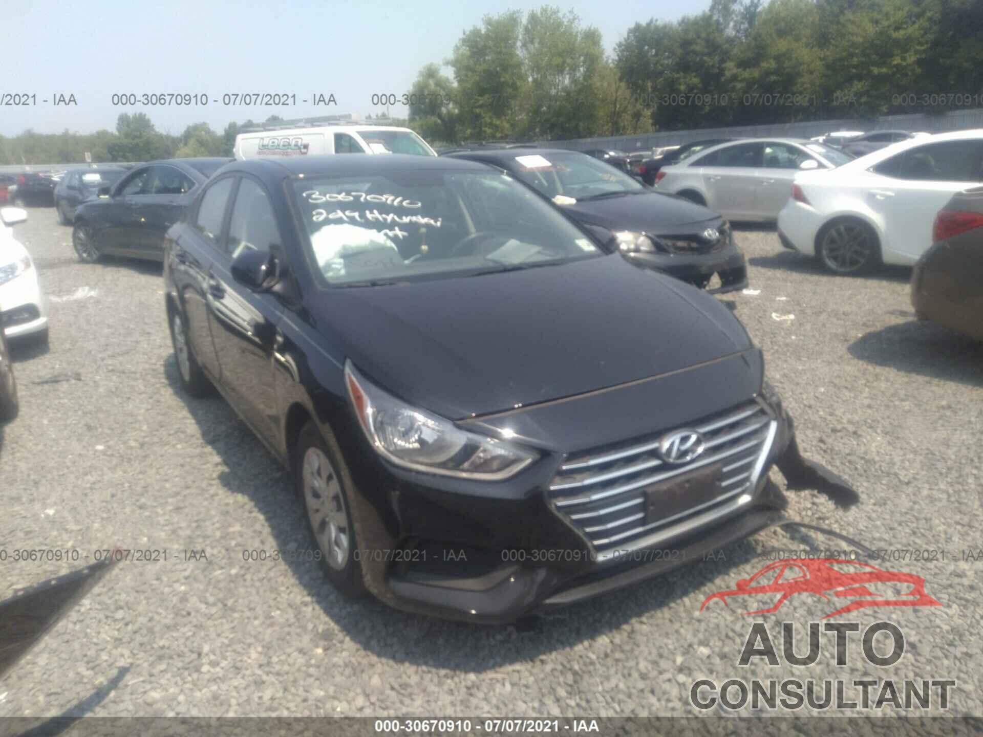 HYUNDAI ACCENT 2019 - 3KPC24A39KE039106