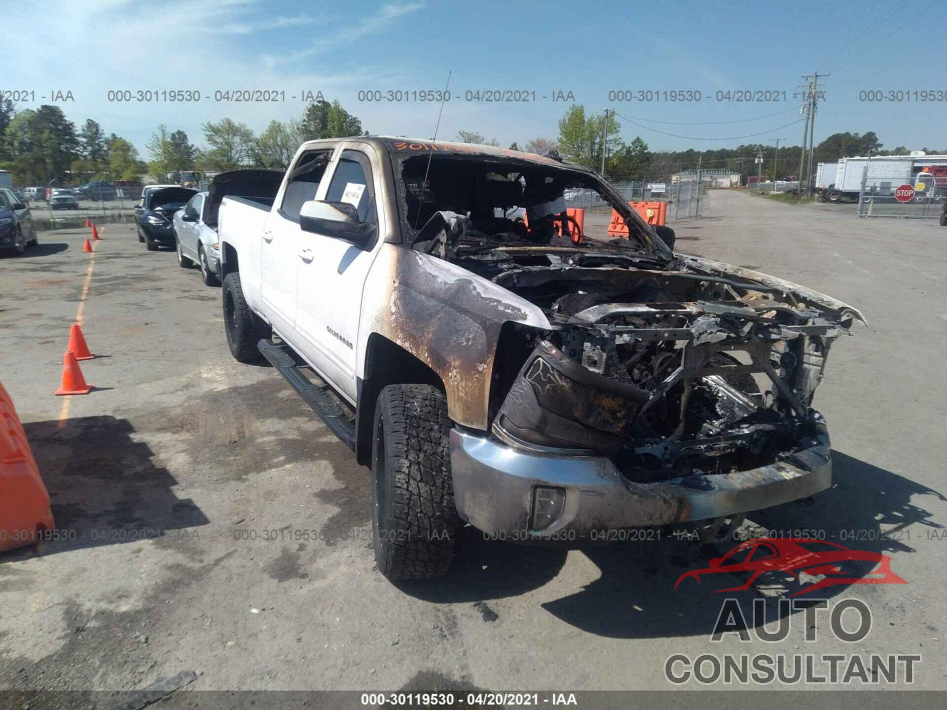 CHEVROLET SILVERADO 1500 2017 - 3GCUKREC0HG165203