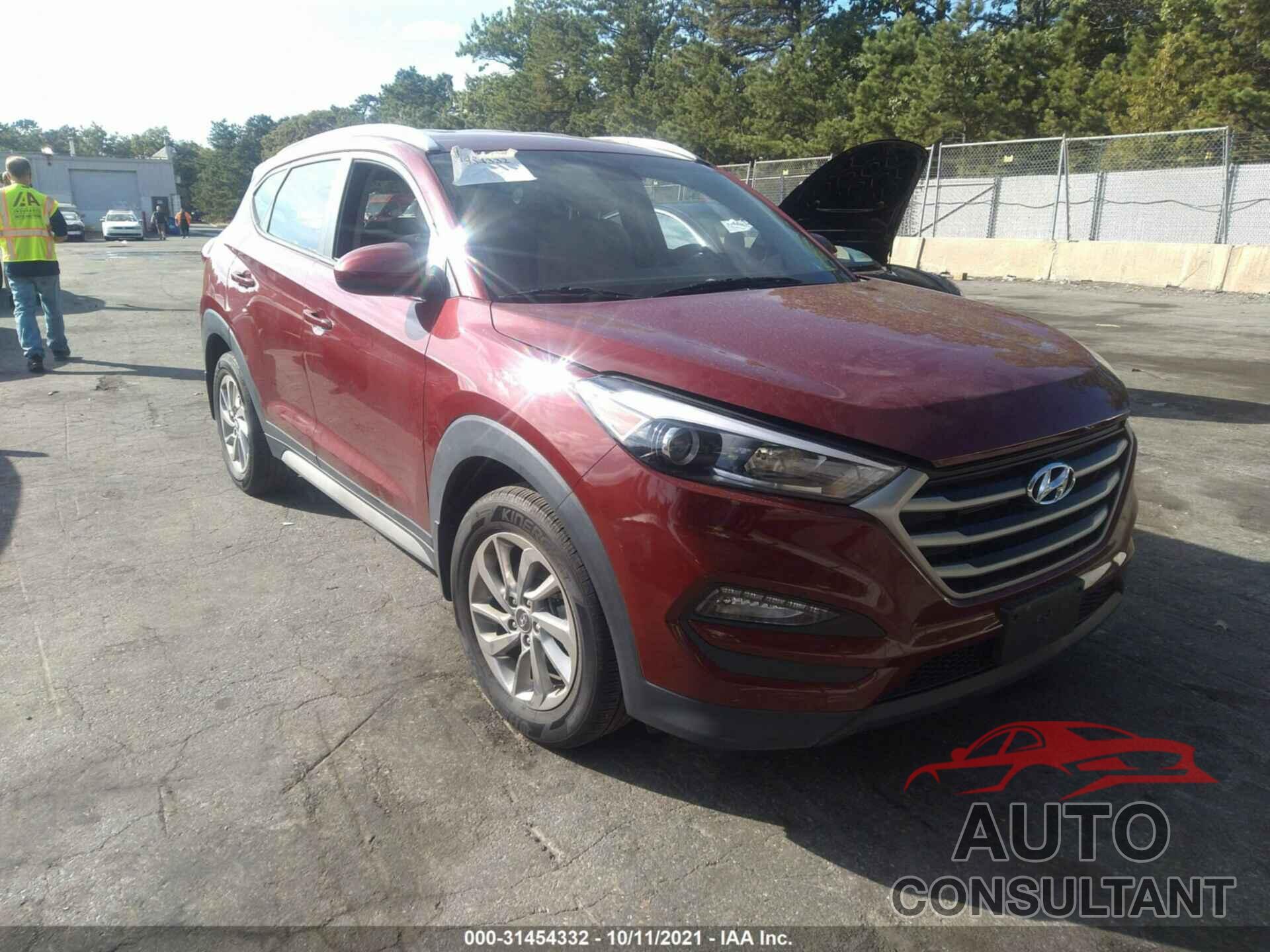 HYUNDAI TUCSON 2018 - KM8J3CA47JU823674