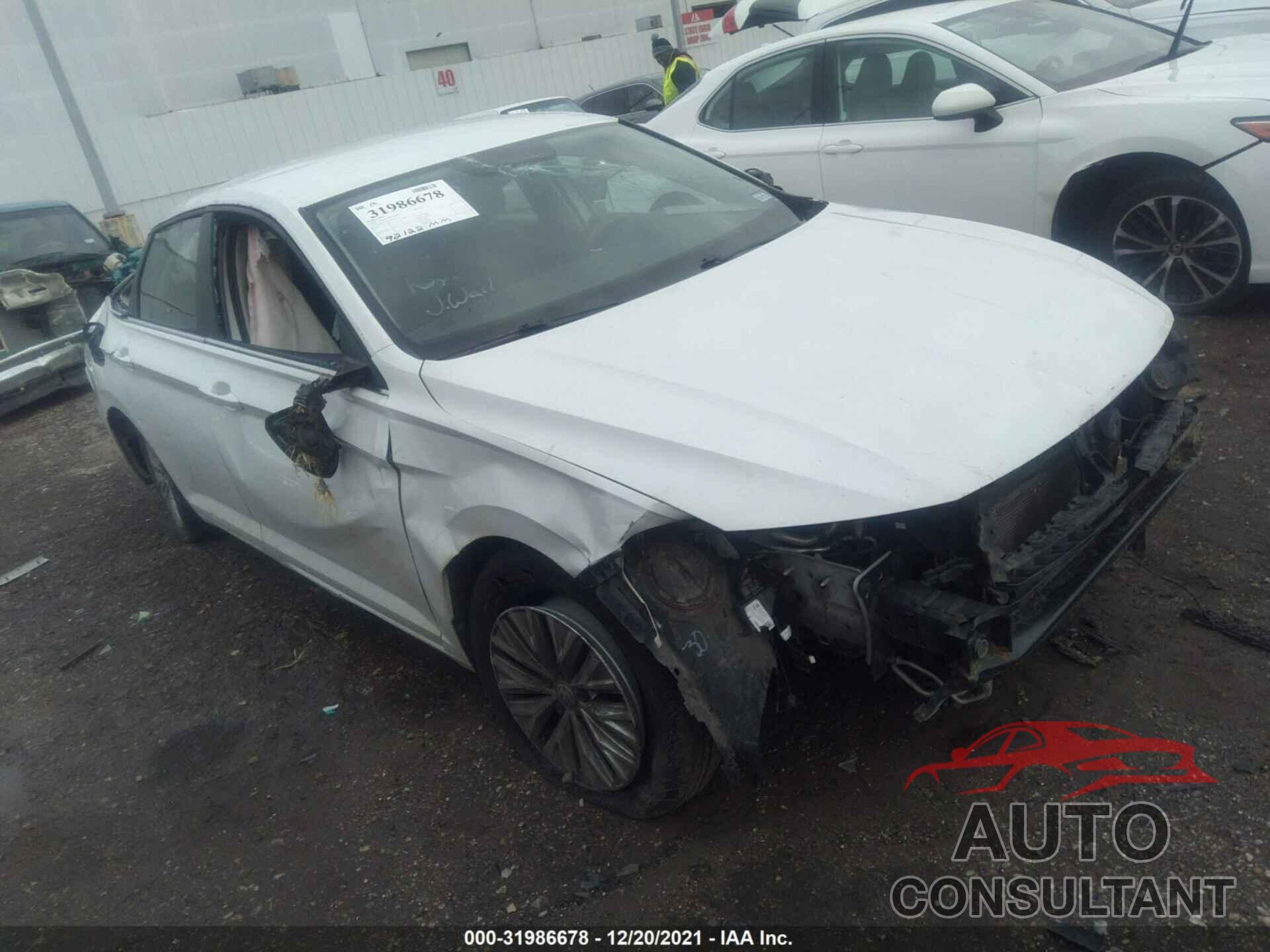 VOLKSWAGEN JETTA 2019 - 3VWC57BU6KM155110