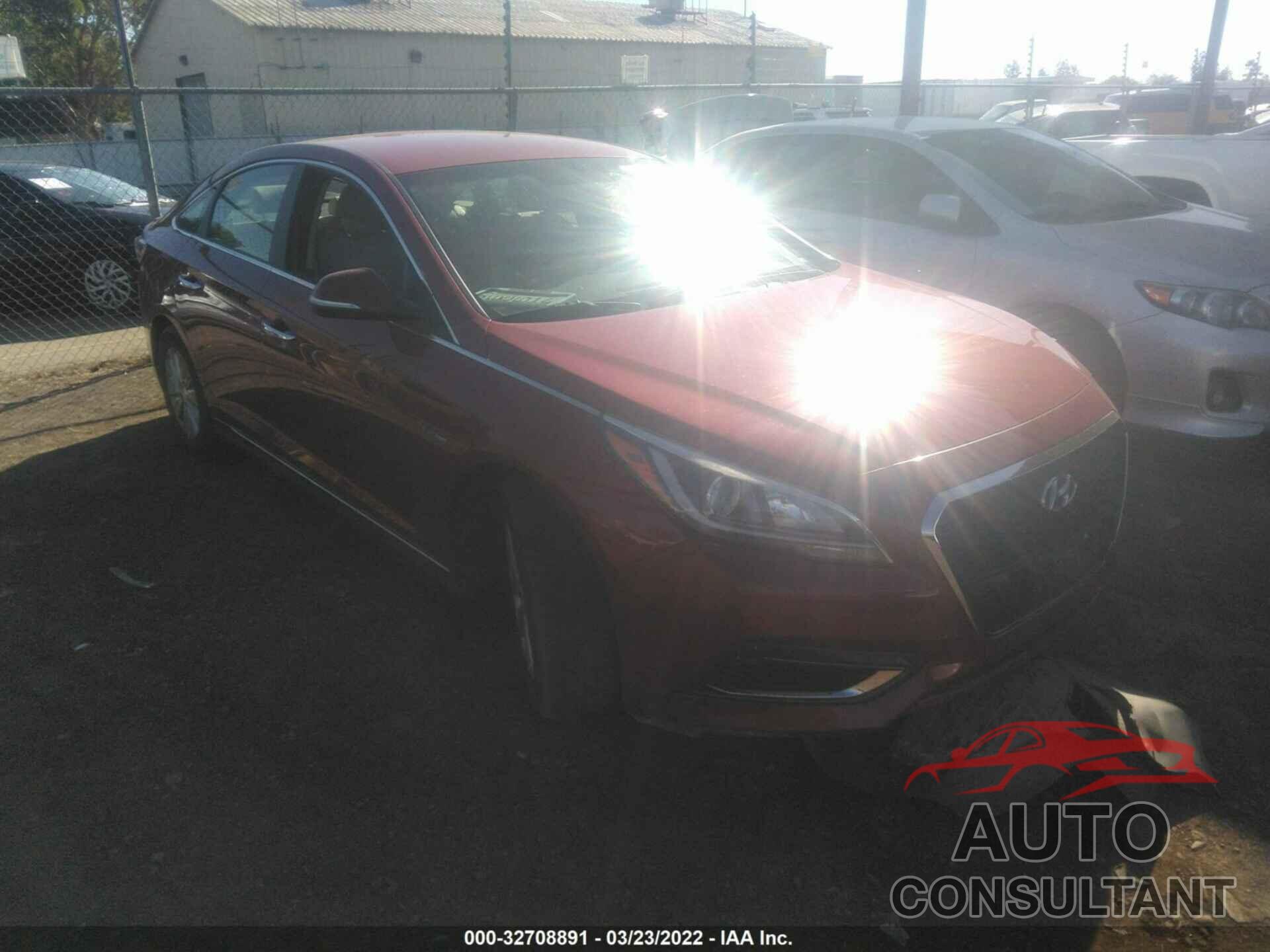 HYUNDAI SONATA HYBRID 2016 - KMHE24L19GA011493