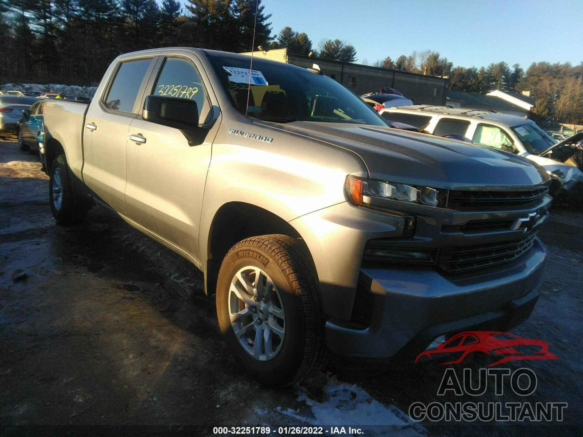 CHEVROLET SILVERADO 1500 2021 - 1GCUYEED2MZ279021