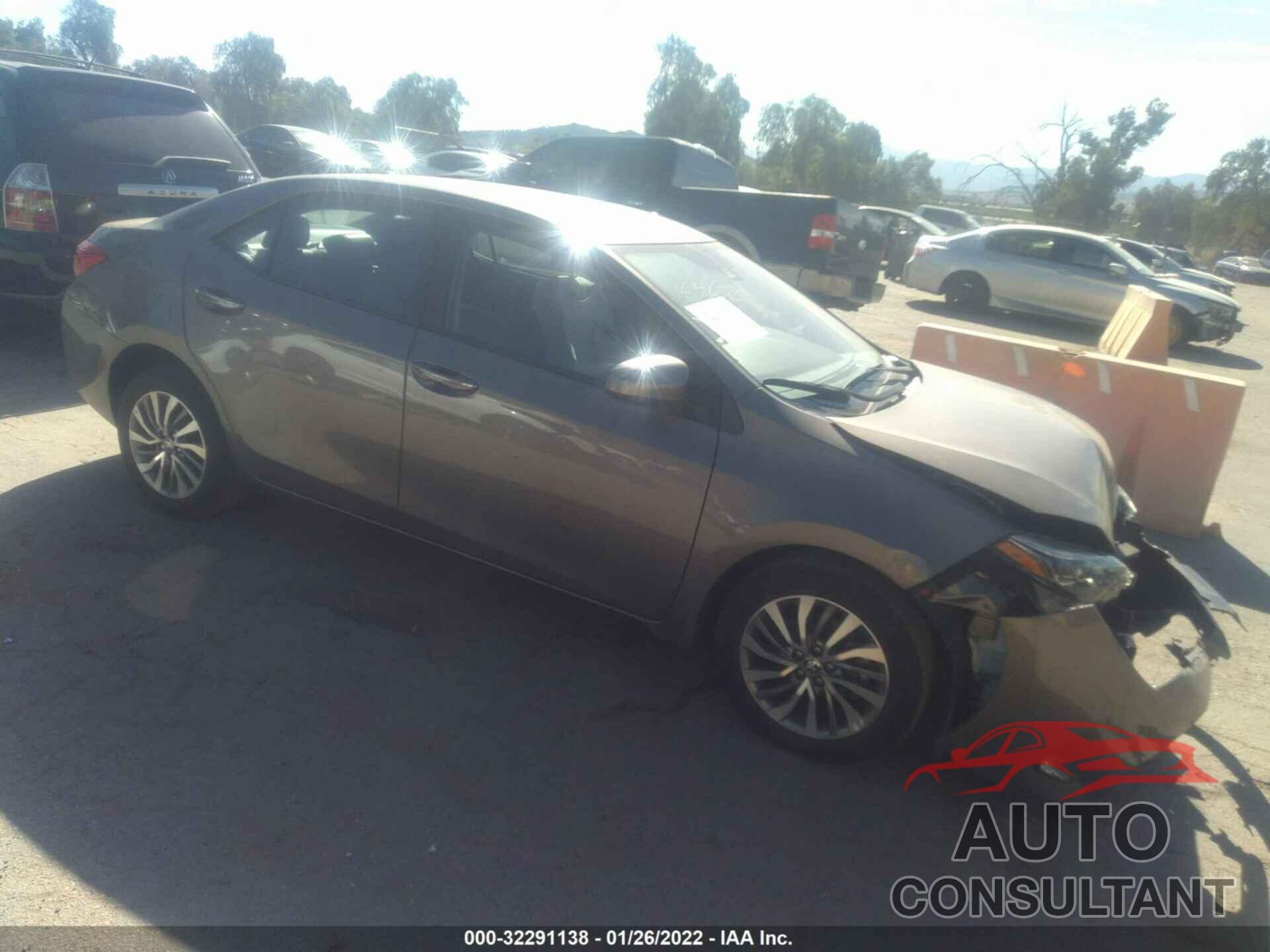 TOYOTA COROLLA 2018 - 5YFBURHE6JP808376