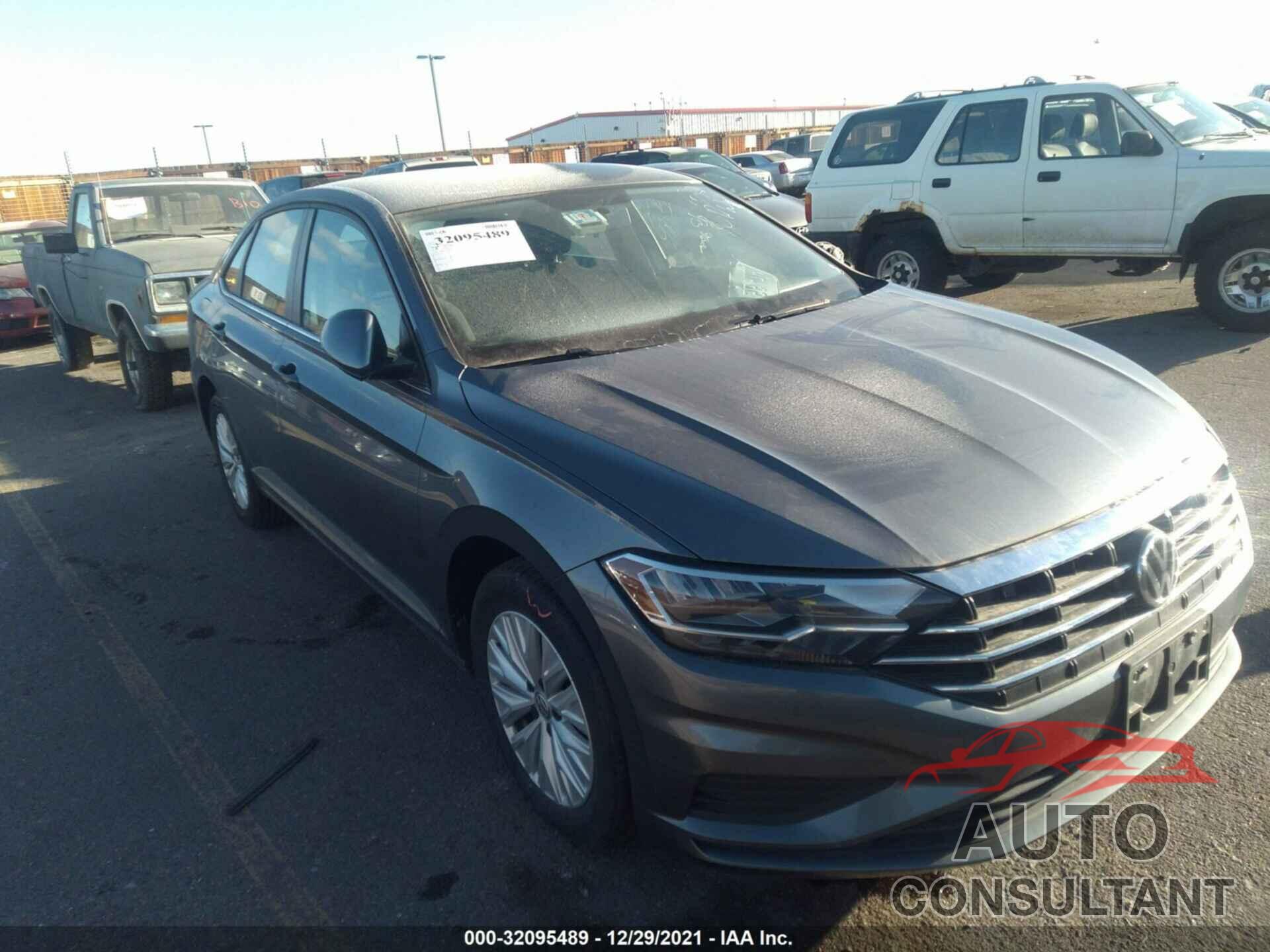 VOLKSWAGEN JETTA 2019 - 3VWC57BU2KM140426
