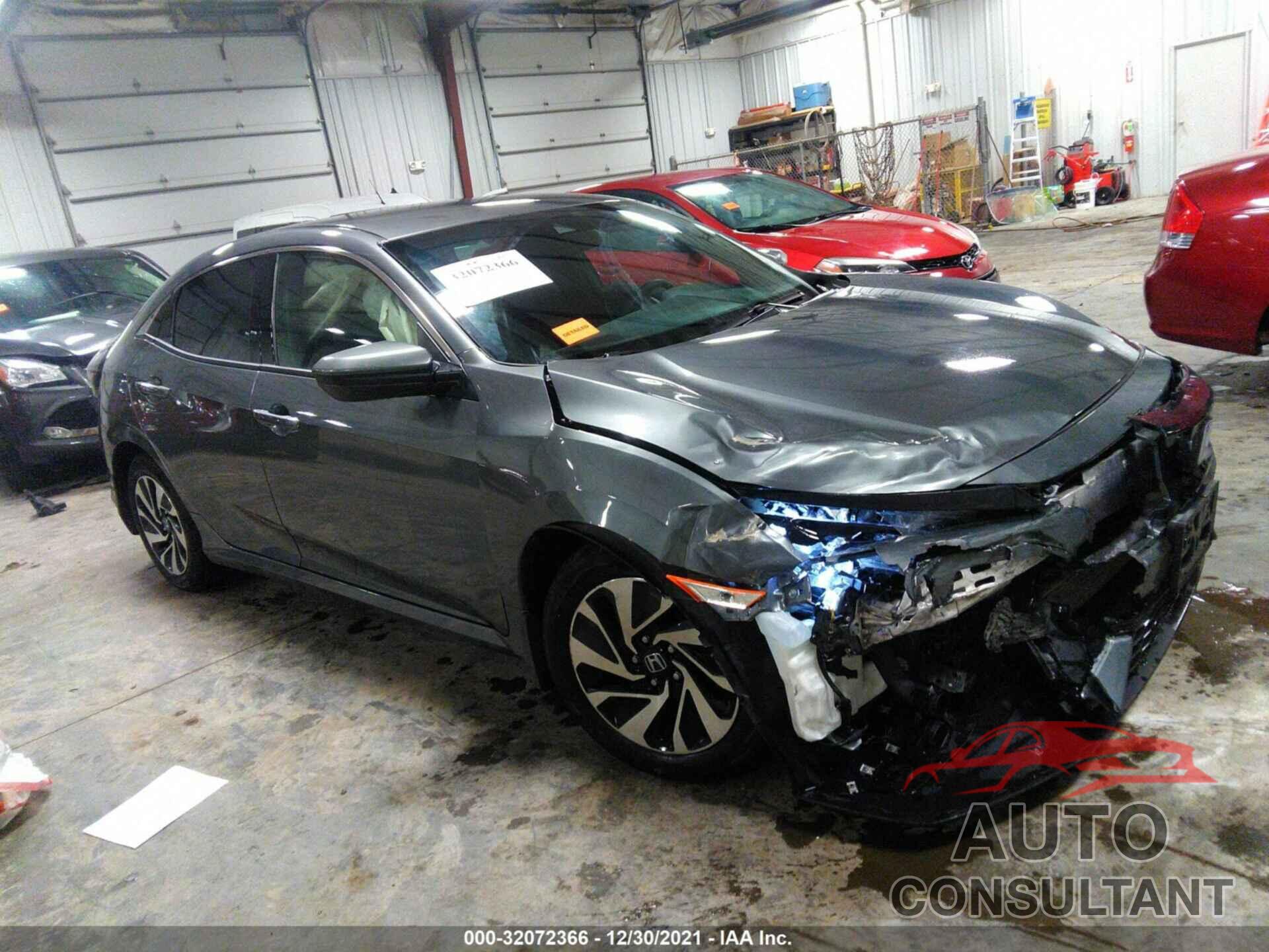 HONDA CIVIC HATCHBACK 2019 - SHHFK7H32KU227902