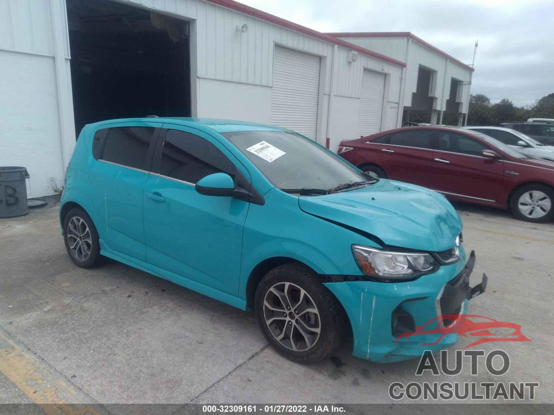 CHEVROLET SONIC 2020 - 1G1JD6SB5L4140612