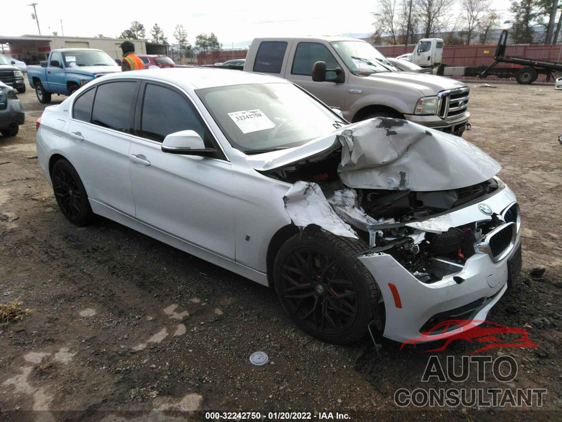 BMW 3 SERIES 2018 - WBA8E1C5XJA755960