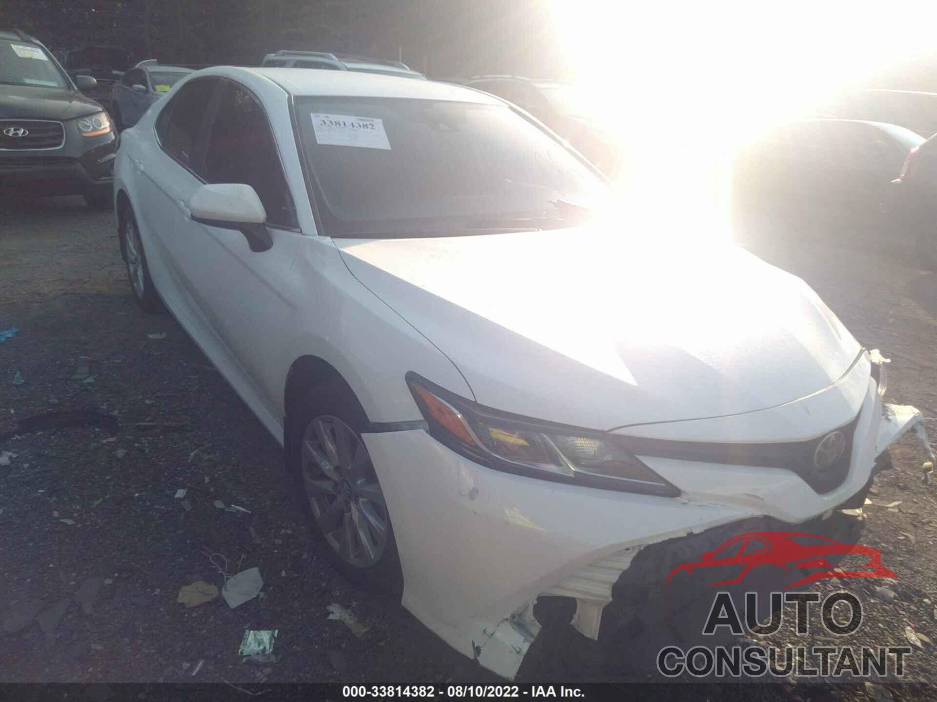 TOYOTA CAMRY 2019 - 4T1B11HK1KU244037