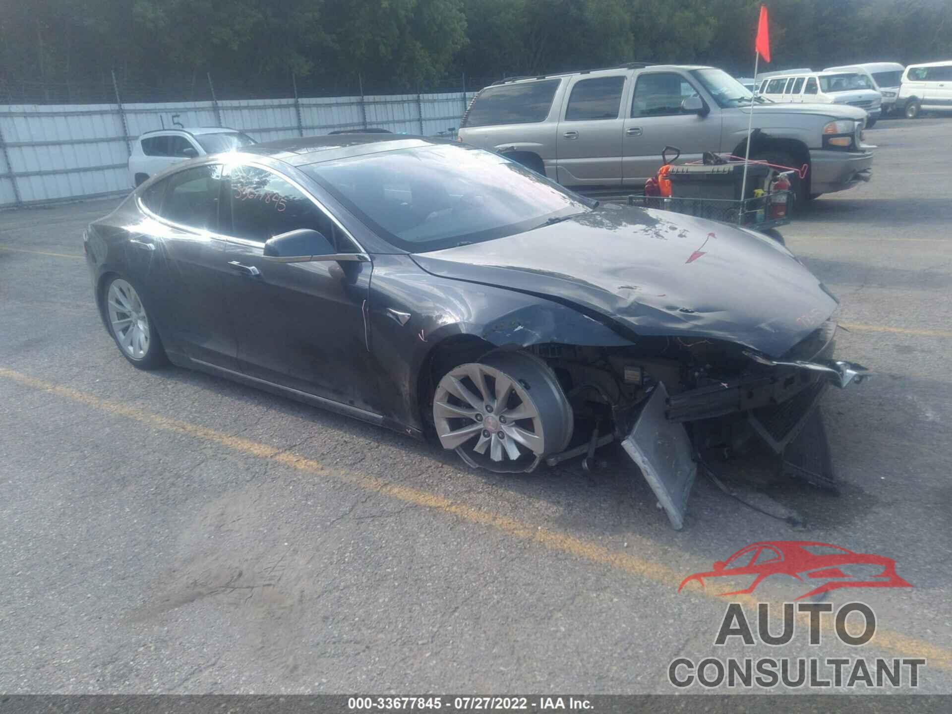 TESLA MODEL S 2019 - 5YJSA1E20KF307176