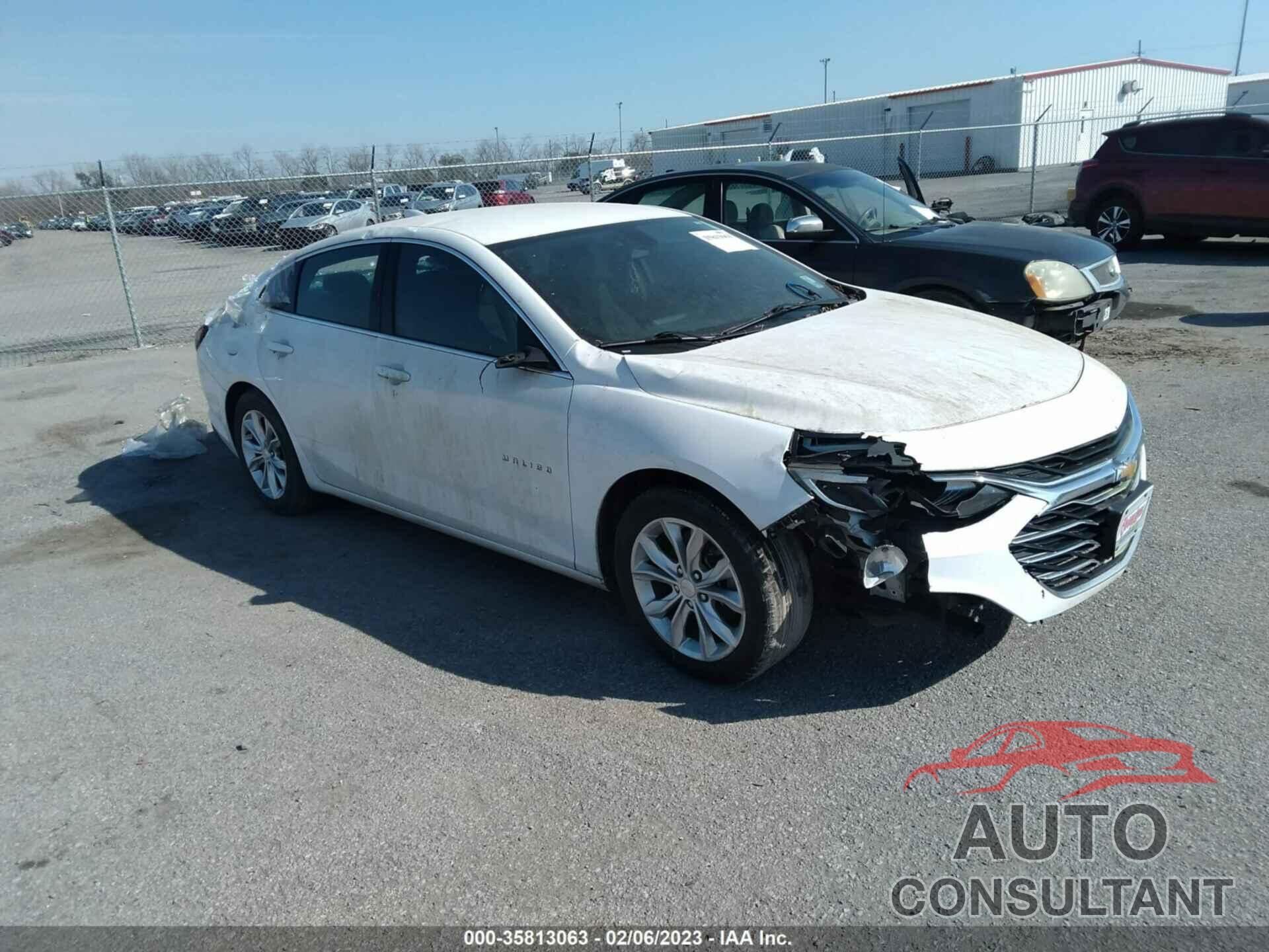CHEVROLET MALIBU 2019 - 1G1ZD5ST4KF166272