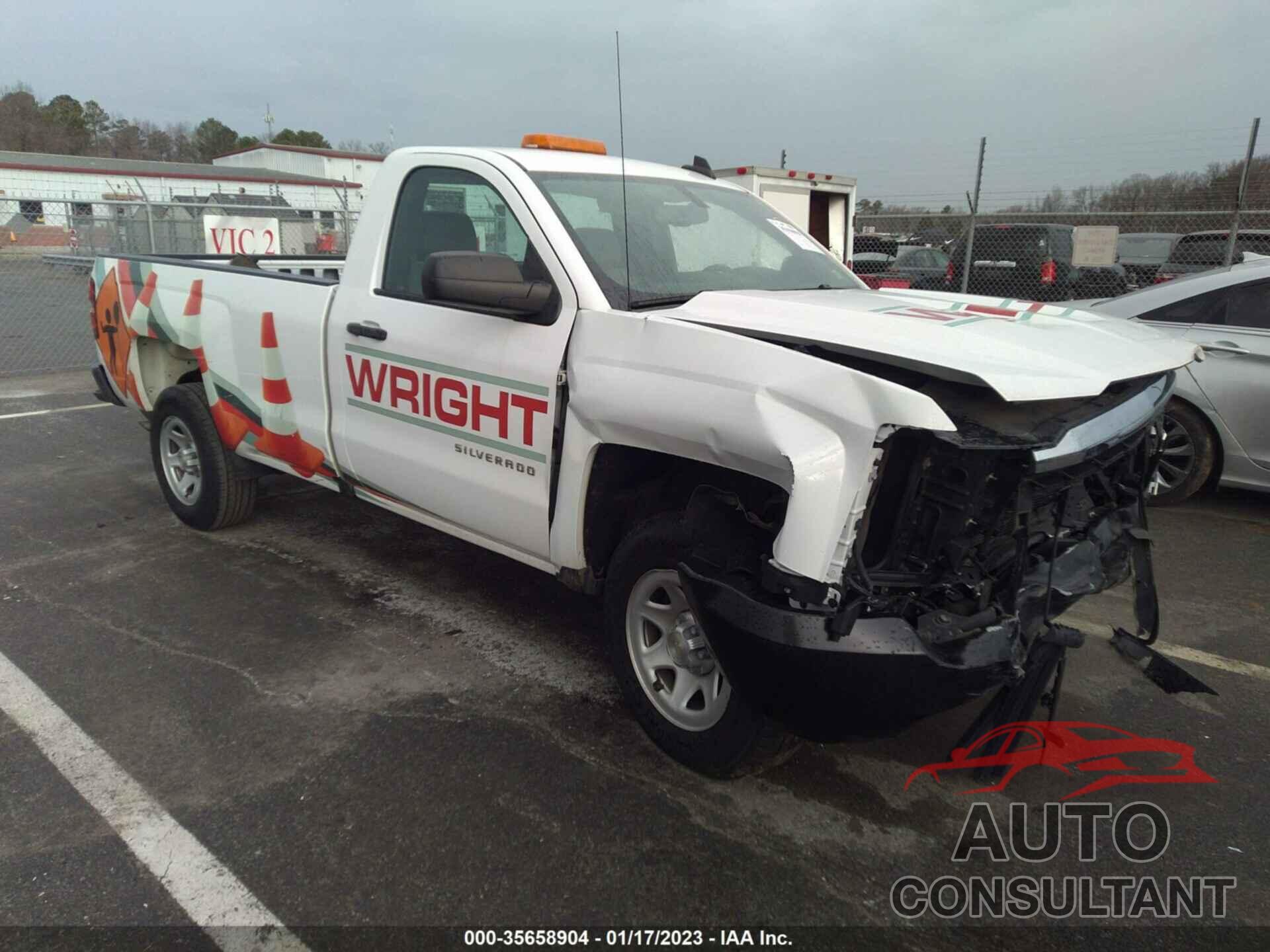 CHEVROLET SILVERADO 1500 2018 - 1GCNCNEH3JZ242352