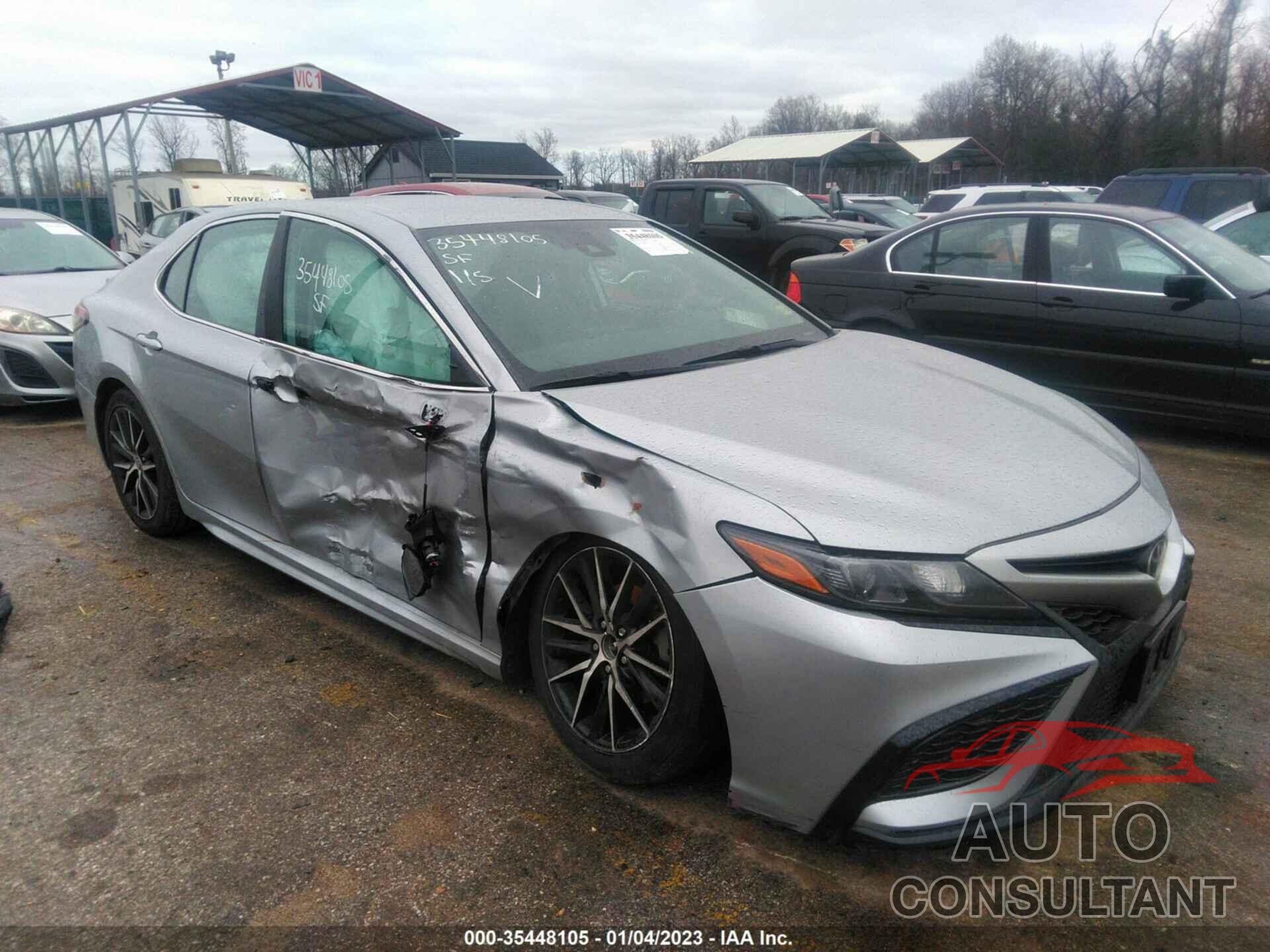 TOYOTA CAMRY 2021 - 4T1G11AK1MU564655
