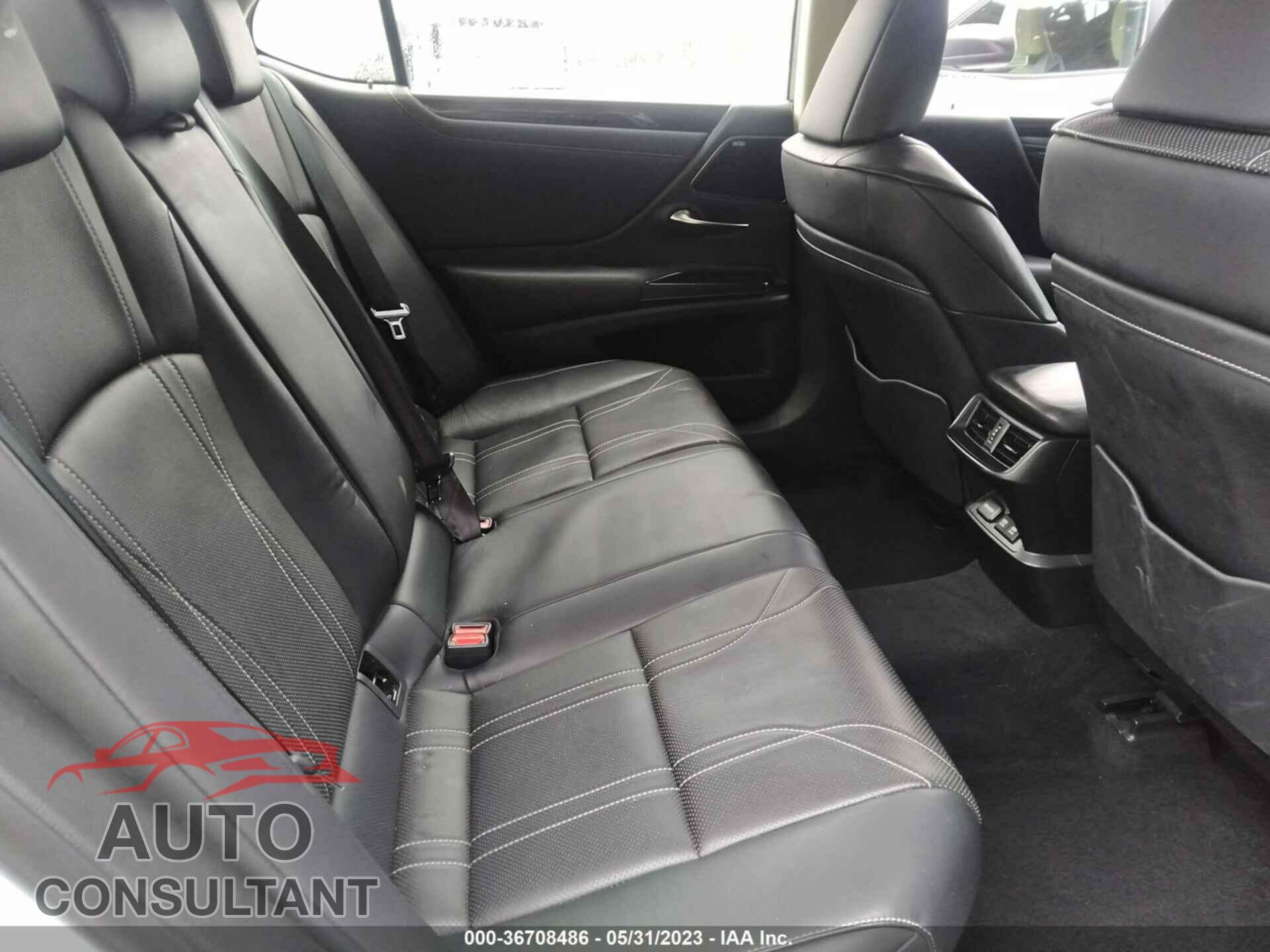 LEXUS ES 2019 - JTHB21B19K2014144