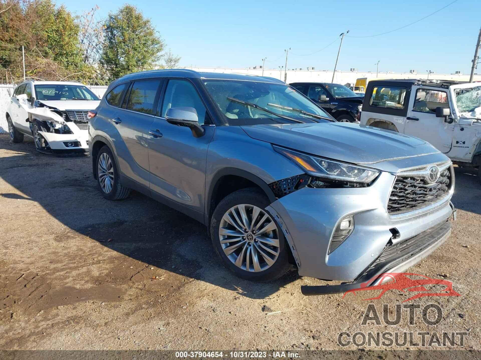 TOYOTA HIGHLANDER 2023 - 5TDKDRBH0PS040378