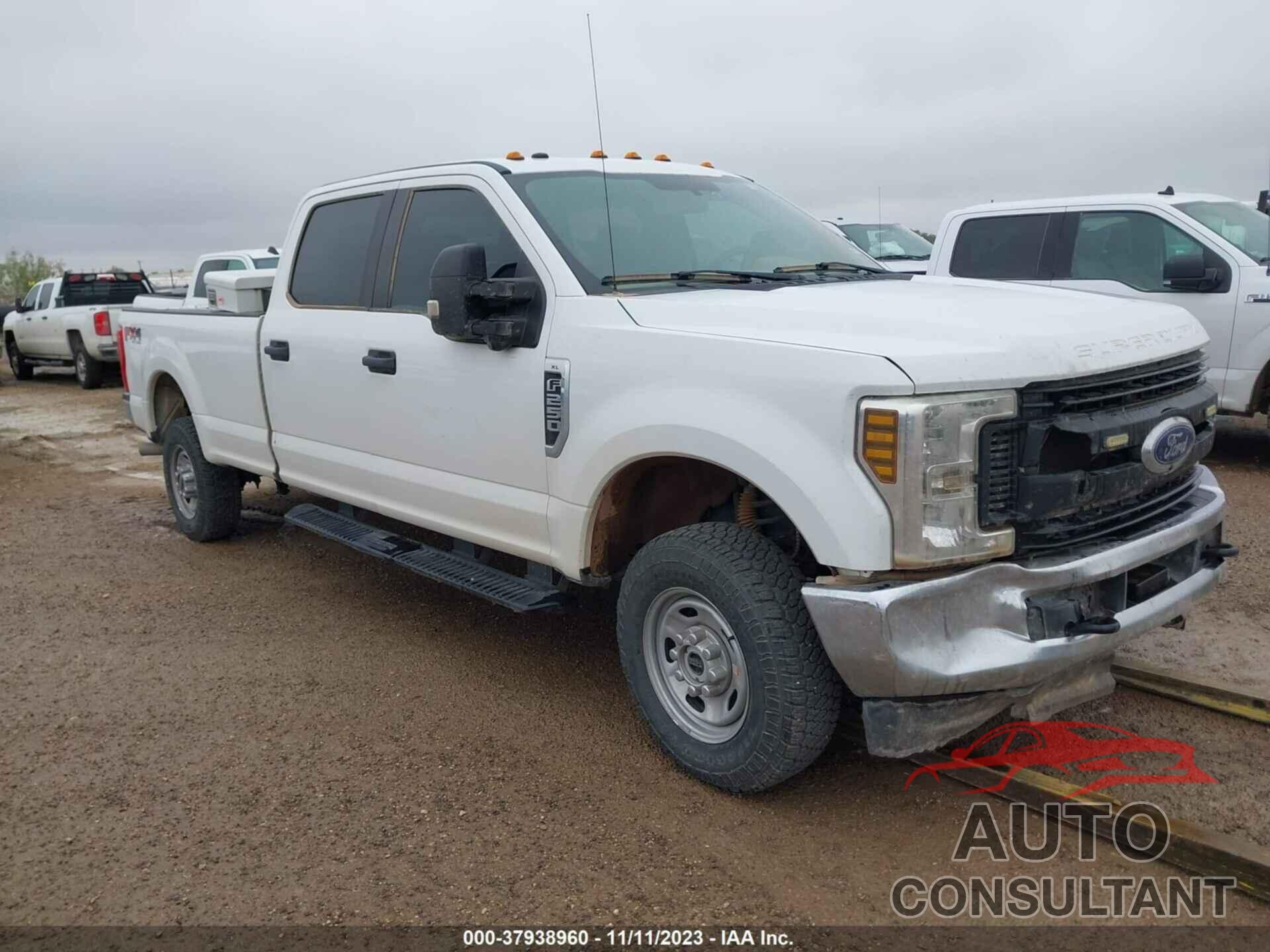 FORD F-250 2019 - 1FT7W2B60KEC13403