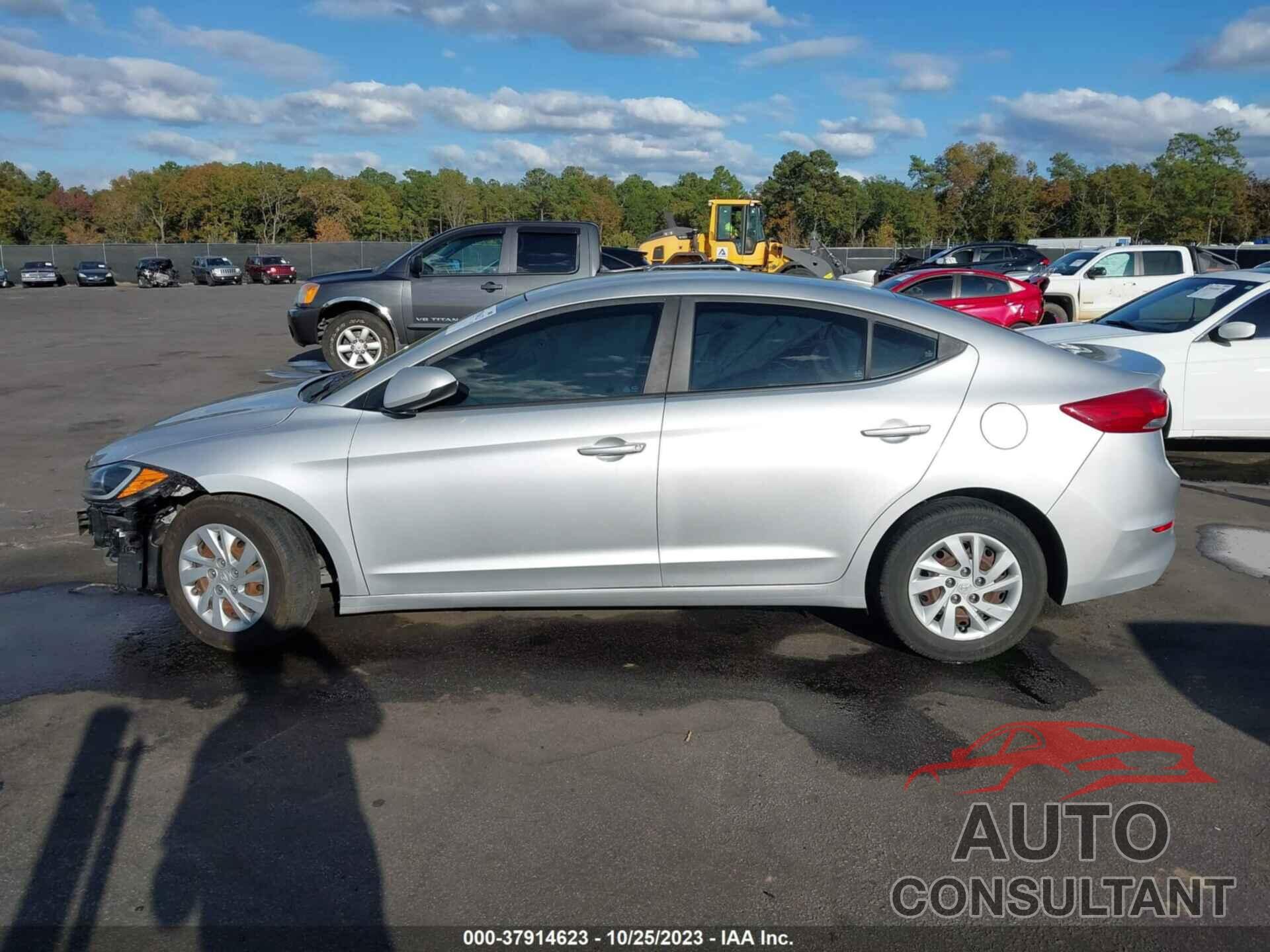 HYUNDAI ELANTRA 2017 - 5NPD74LF9HH179030