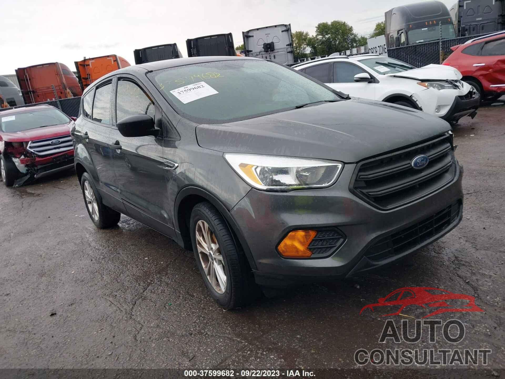 FORD ESCAPE 2017 - 1FMCU0F77HUB36468