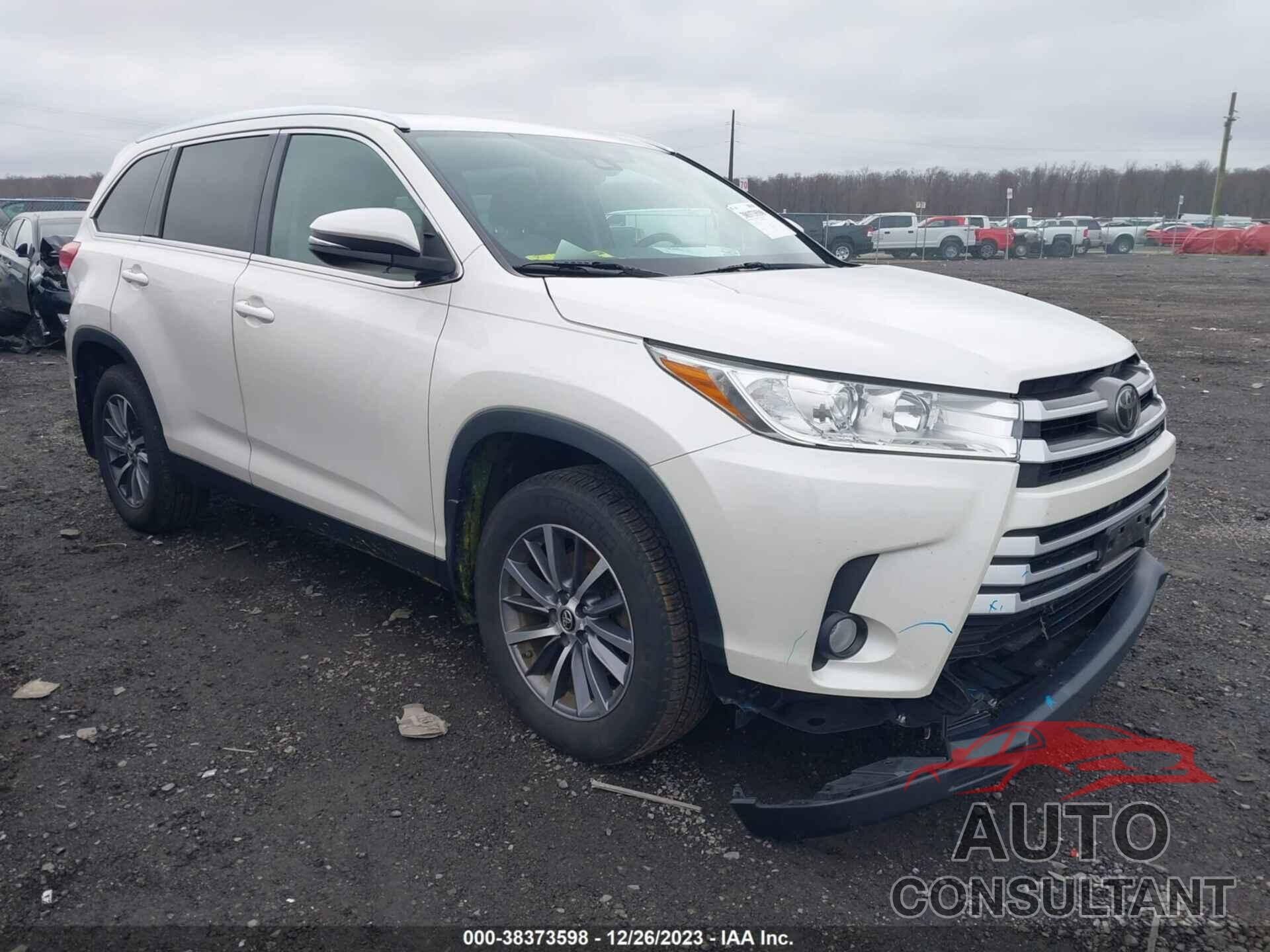 TOYOTA HIGHLANDER 2019 - 5TDJZRFH7KS567981